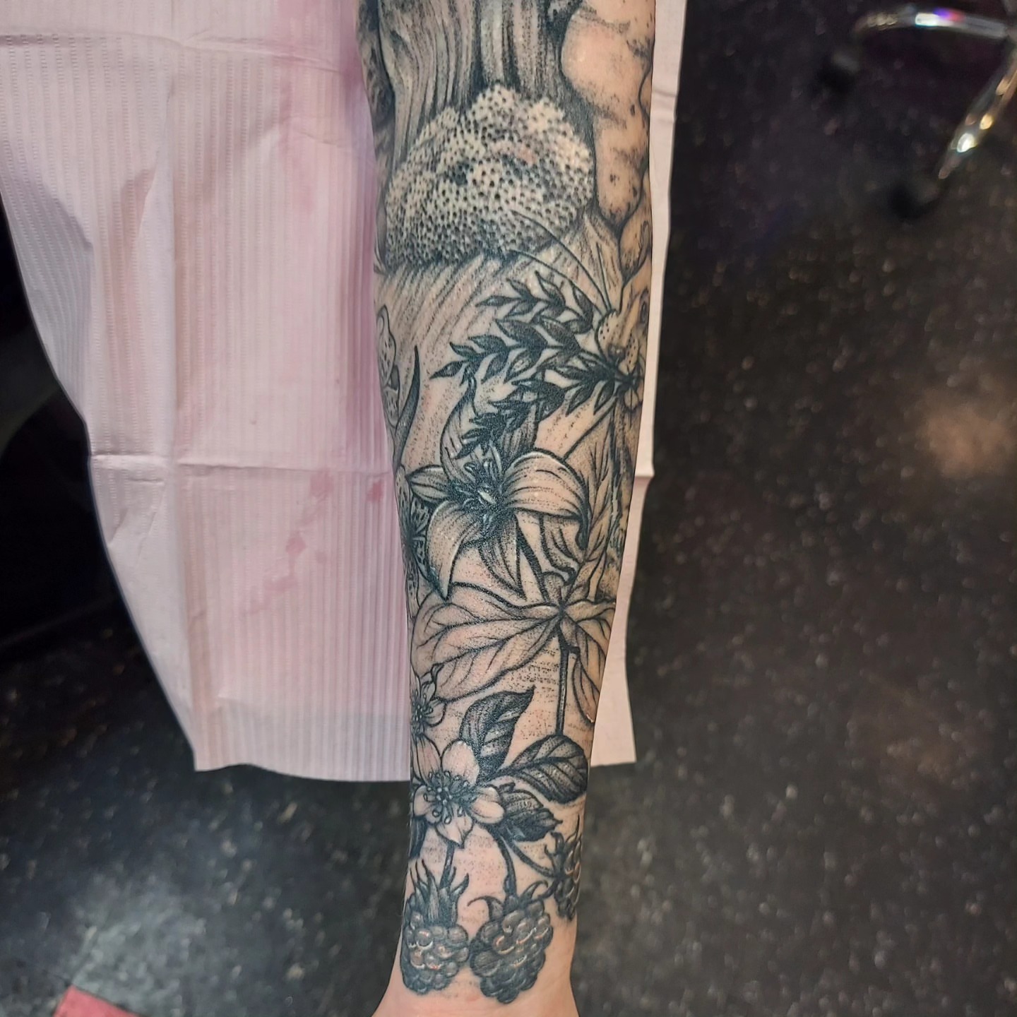 Tattoo by @you_aint_seen_muffins_yet — black_and_grey
