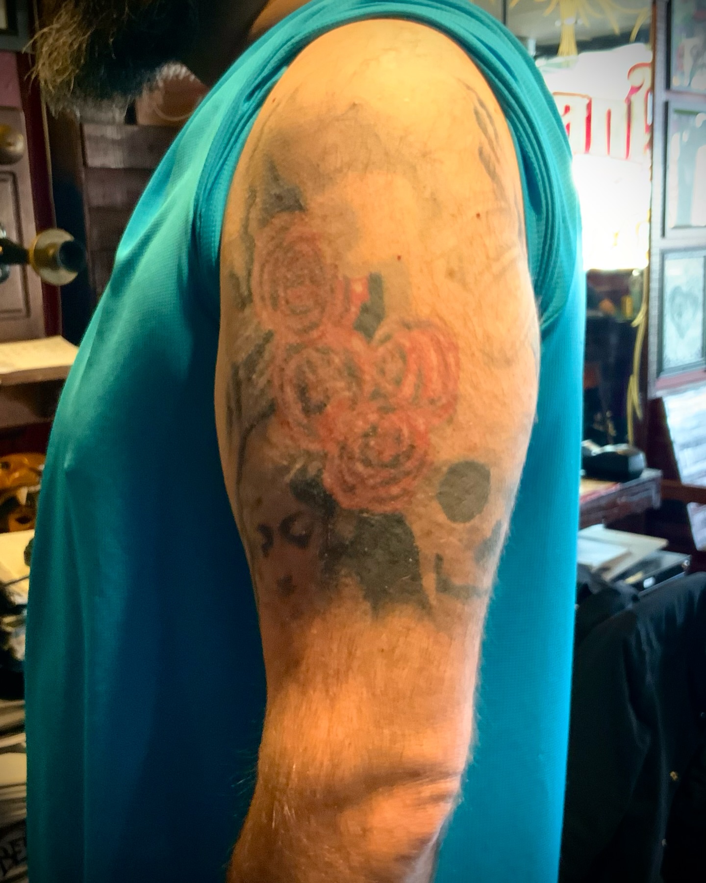 Tattoo by @_vanessa.ink_ β american_traditional
