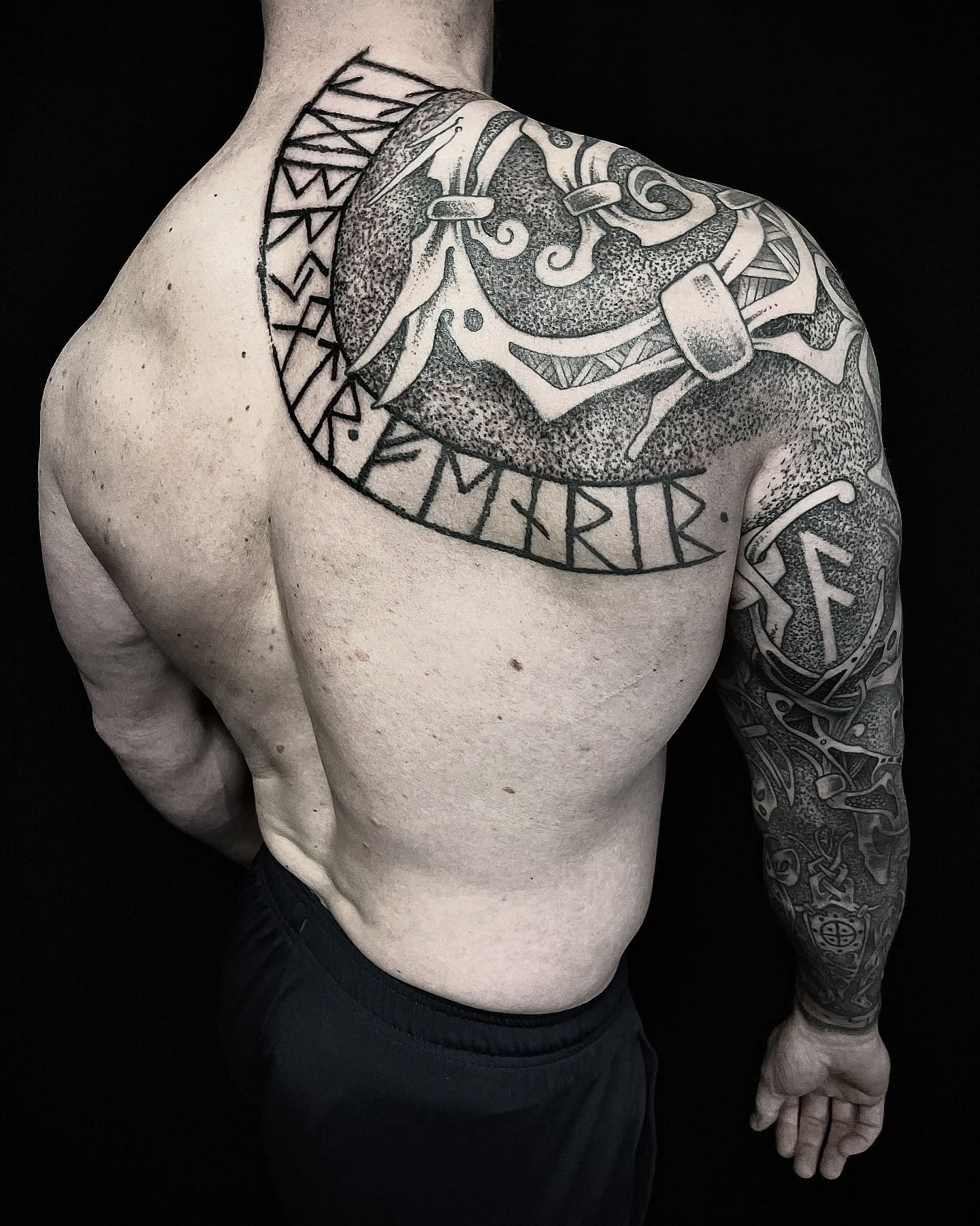 Ancient warrior dotwork tattoo on the back by Will McCoy (Tattooist), Murray, Utah