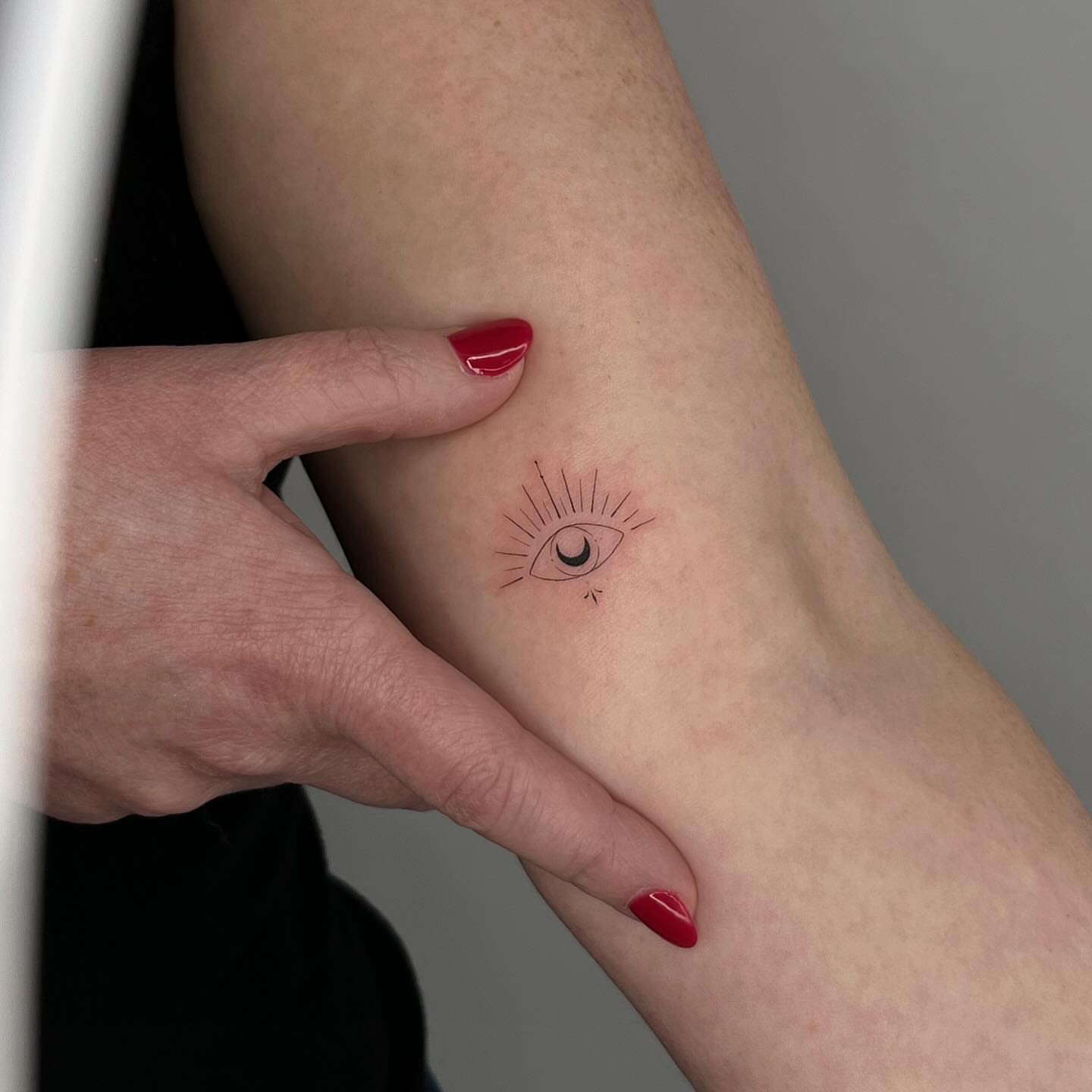 Tattoo by @mrspiotattoo — fine_line
