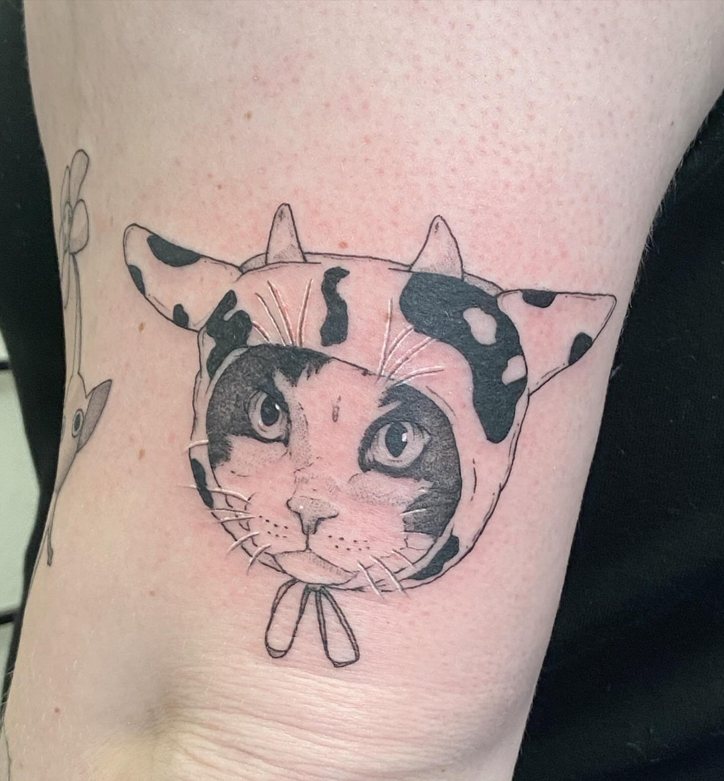 Cat black and grey tattoo on the thigh by Libbey June @ Snailberry Studios- NW OHIO