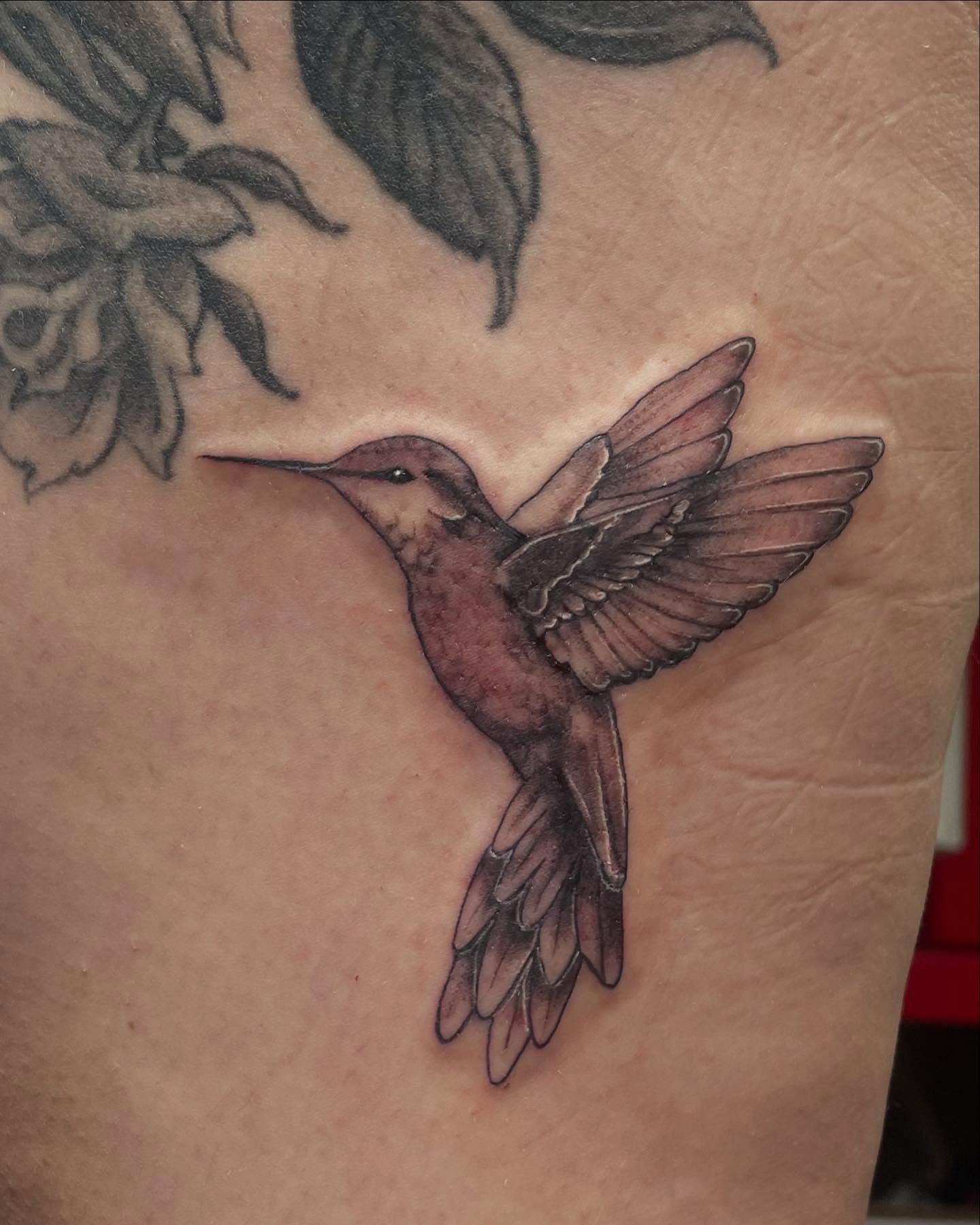 Hummingbird realism tattoo on the thigh by ⊹ * . 𝕵az ⊹ * .