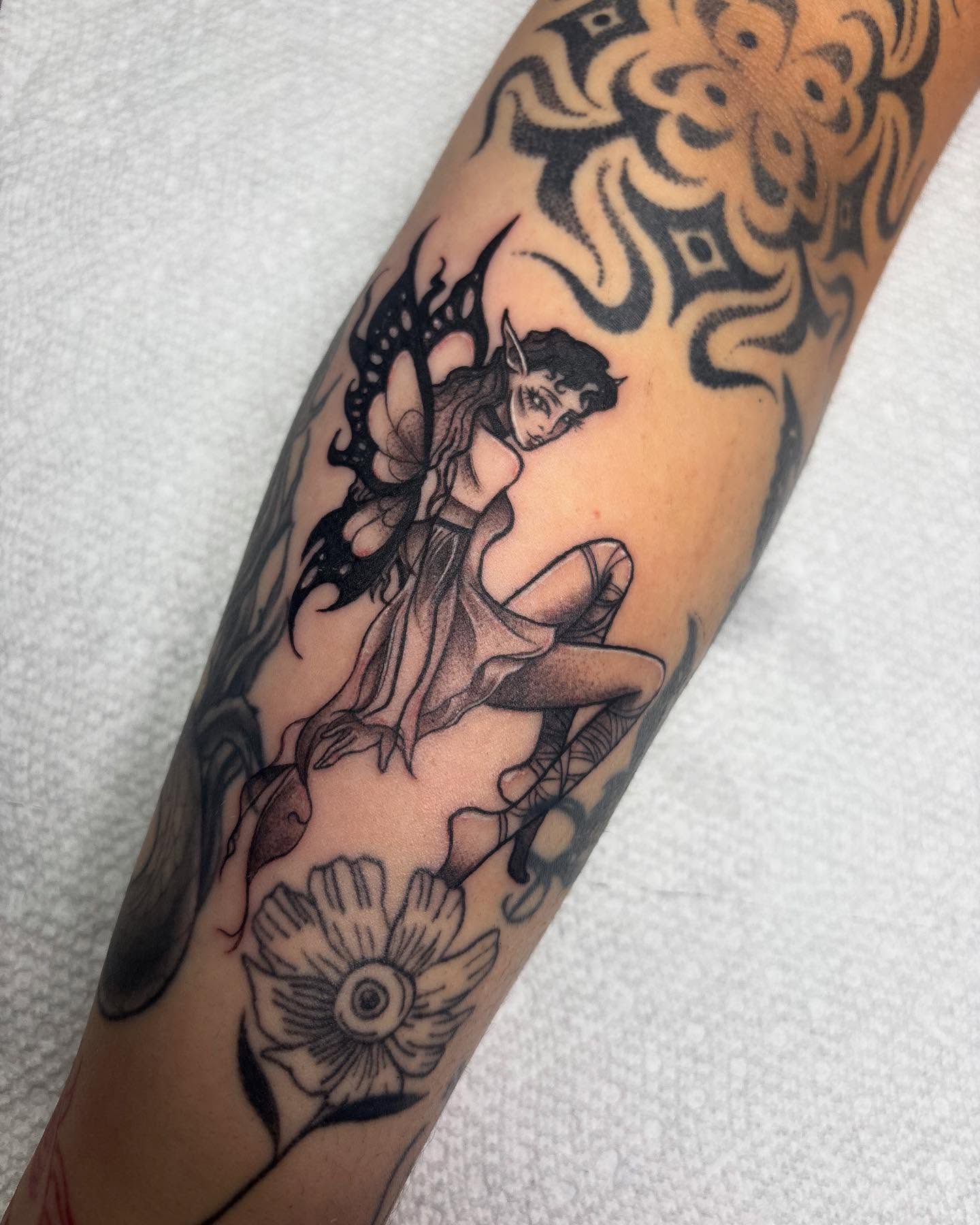 Tattoo by @inkkate_ — black_and_grey
