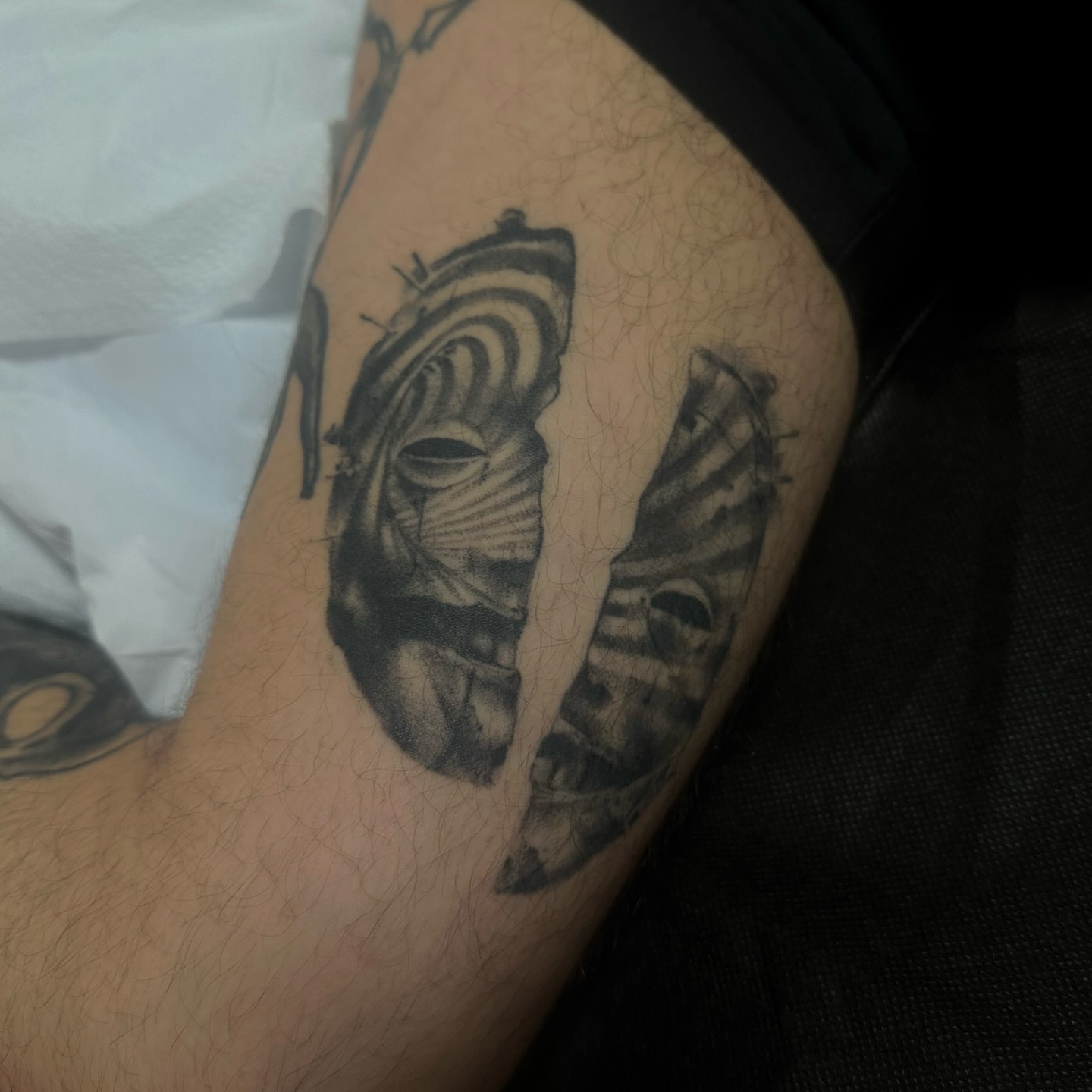 Tattoo by @shriekingpossum — black_and_grey, geometric