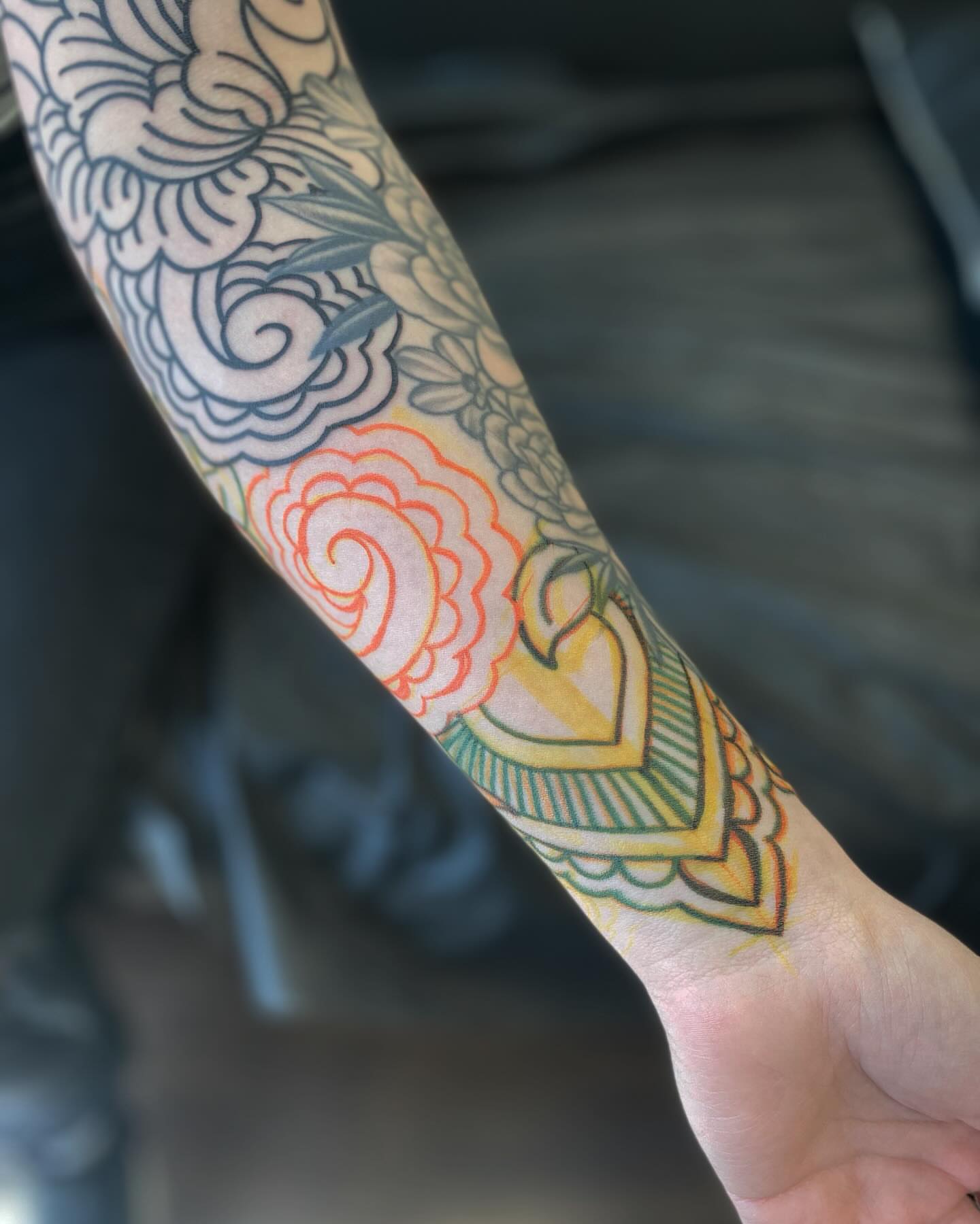 Tattoo by @veronicamussertattoo — new_school, ornamental