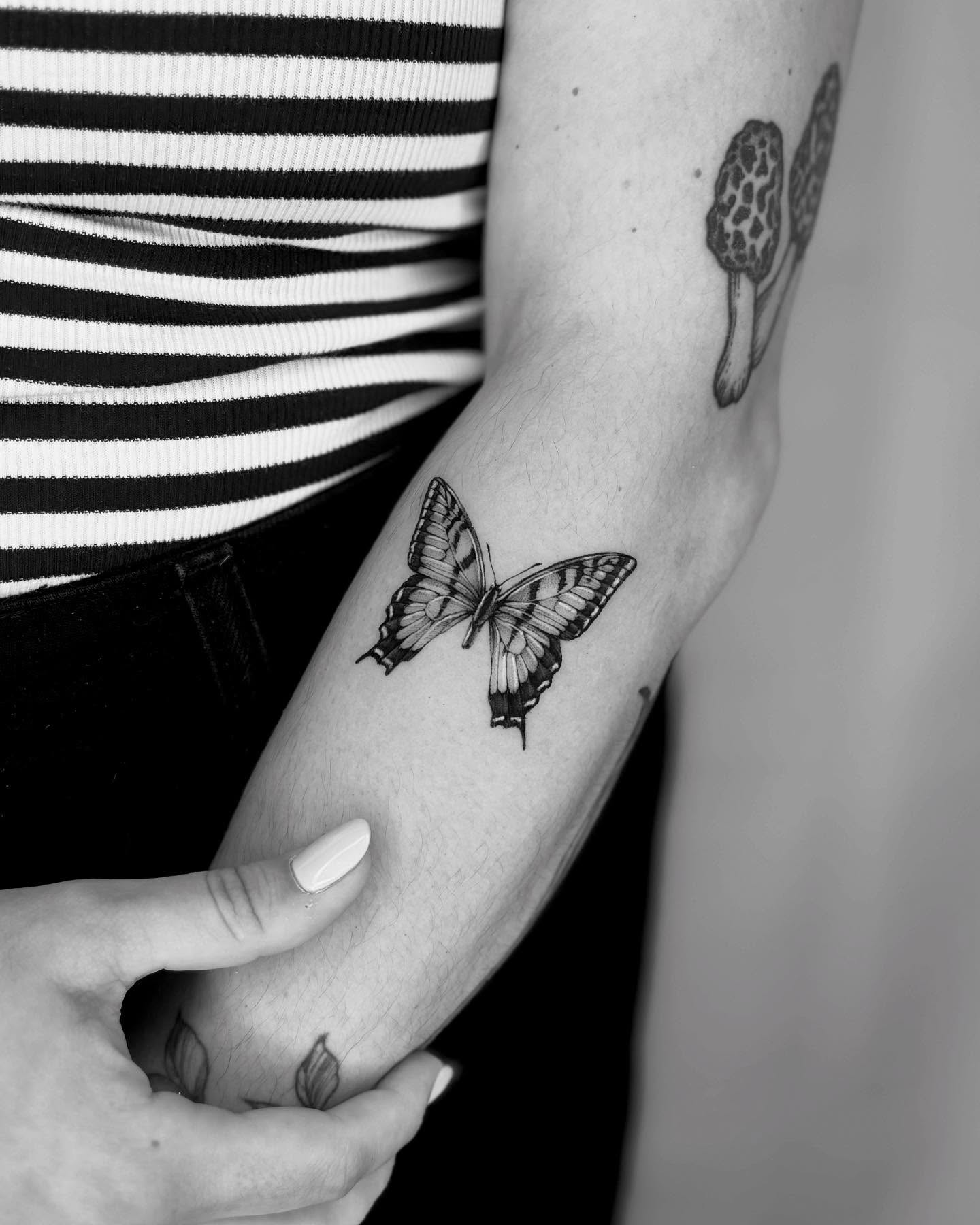 Tattoo by @ito_tattooist — black_and_grey