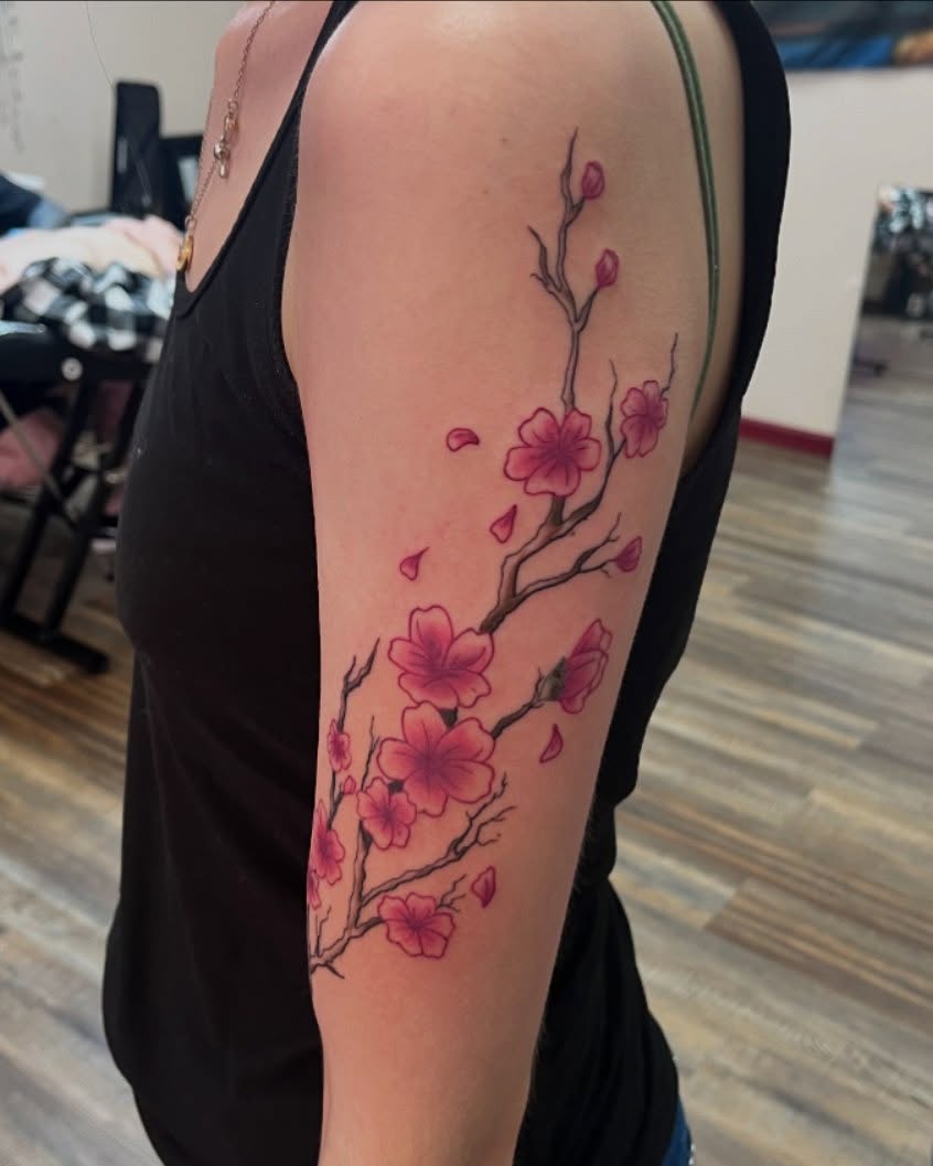 Tattoo by @lilacmourningink — fine_line, watercolor