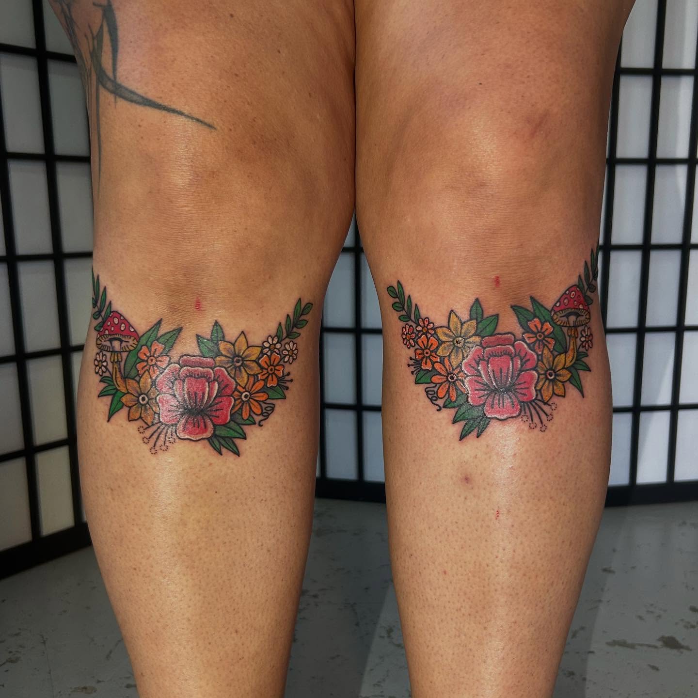Floral bouquet American traditional tattoo on the thigh by ɢɢ sᴛʏʟᴇs