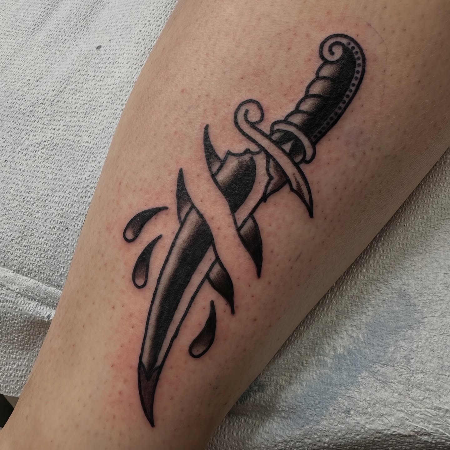 Tattoo by @jafeel_tattoos — black_and_grey