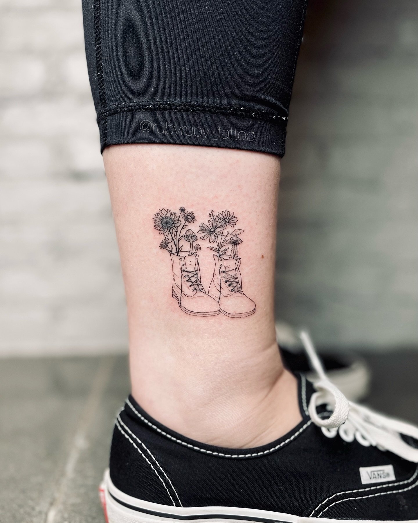 Tattoo by @rubyruby_tattoo — fine_line