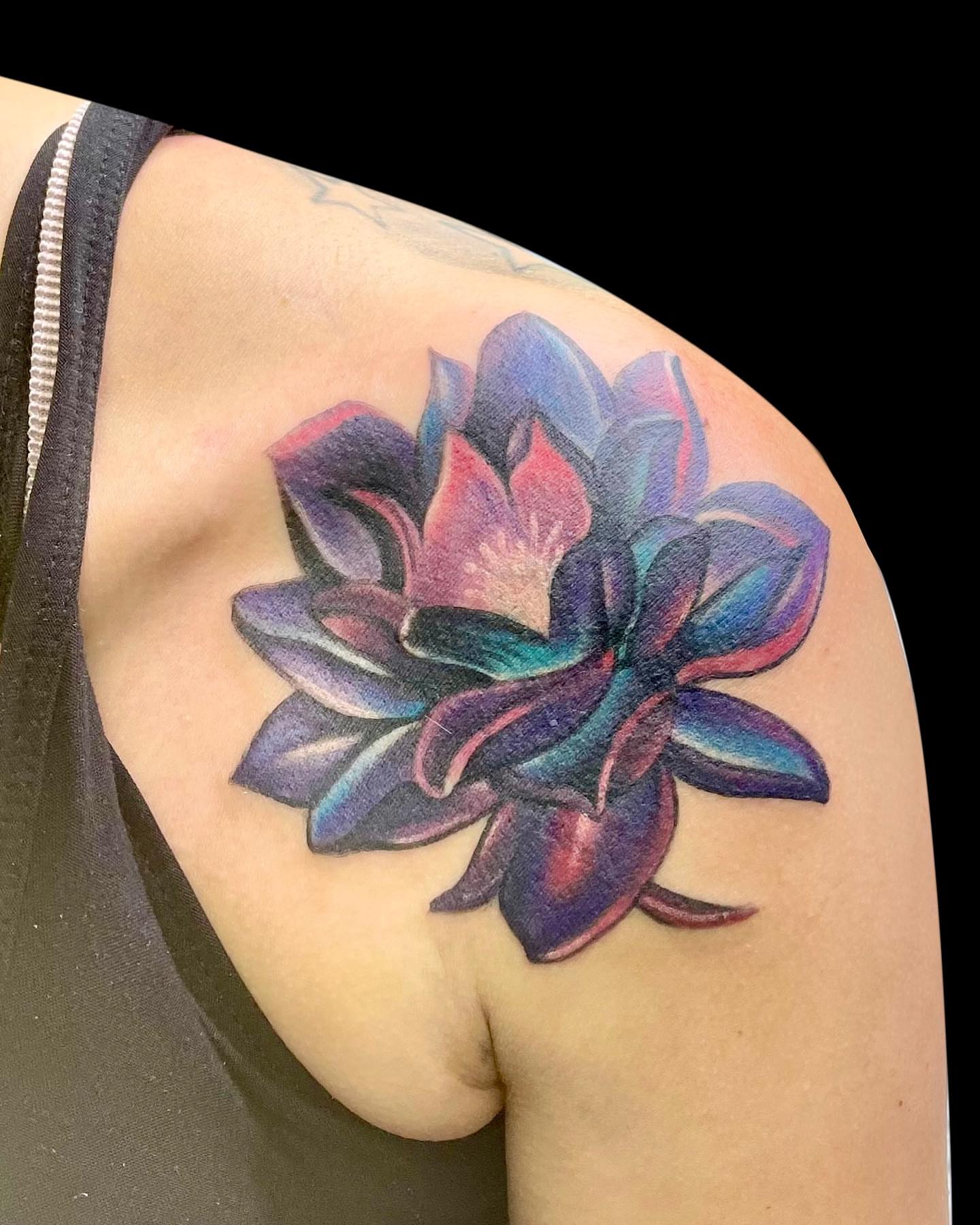 Tattoo by @ratqueentattoo — realism