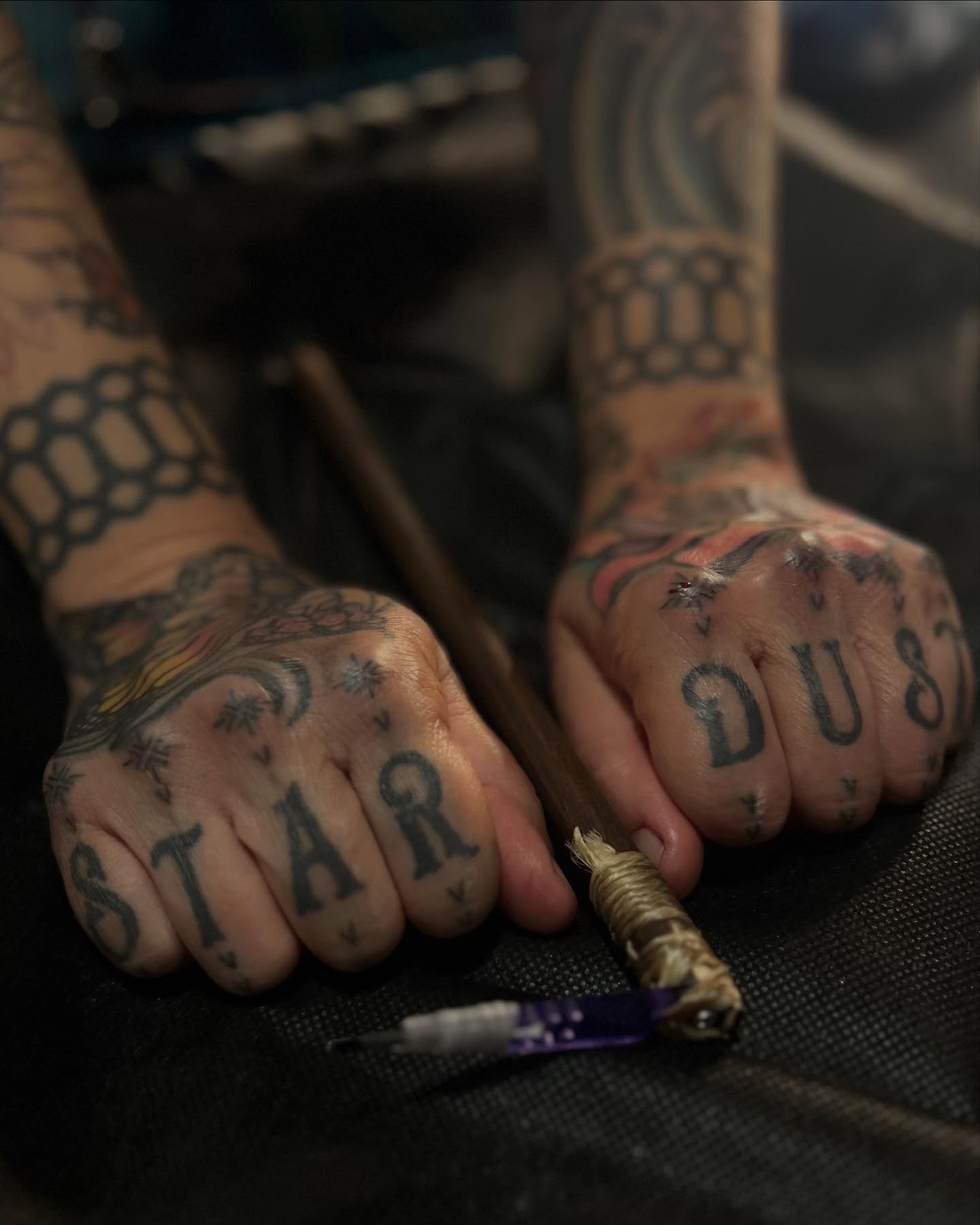 Tattoo by @suluape_siiliufau — american_traditional