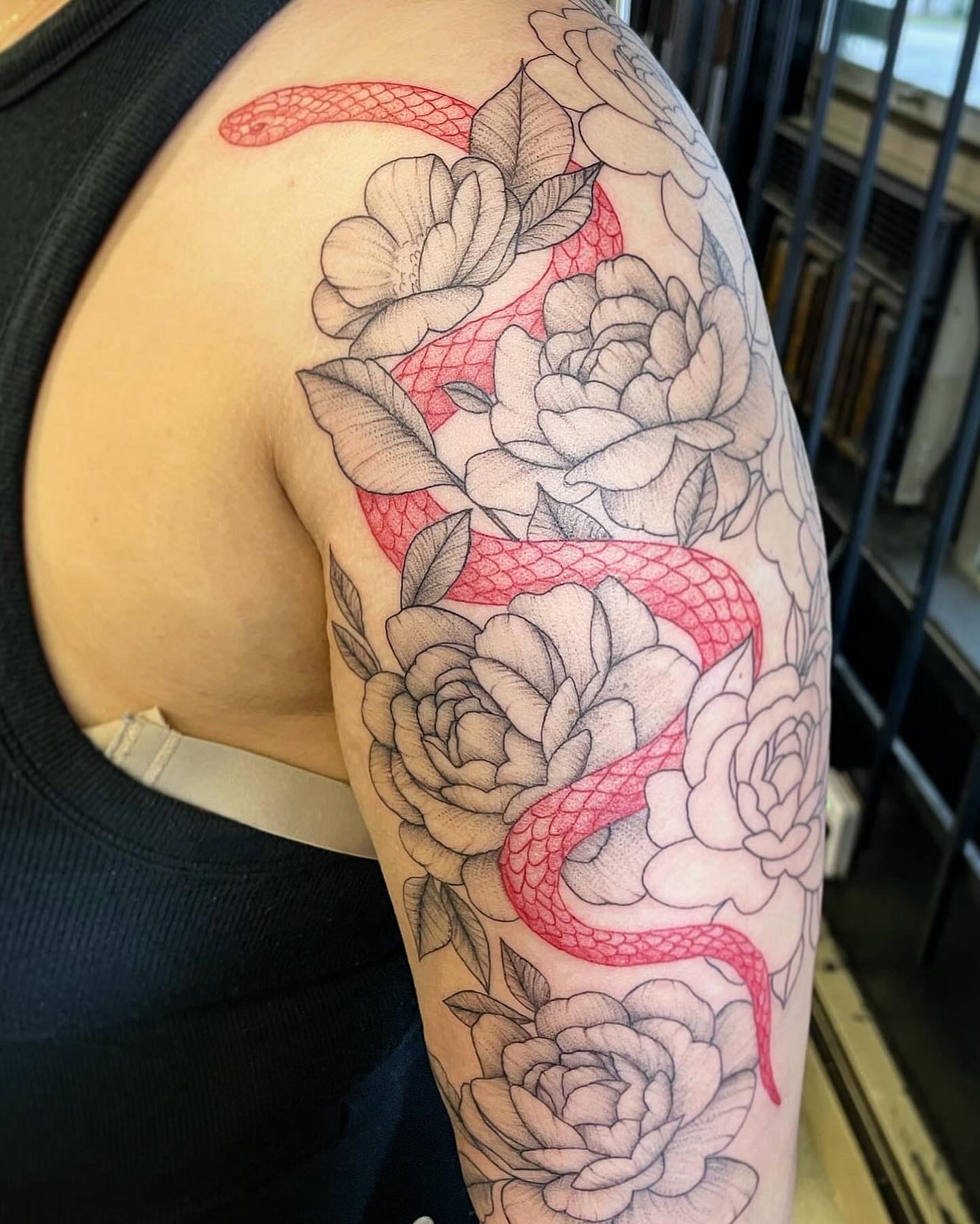 Tattoo by @bethanymorgan_tattoos — black_and_grey