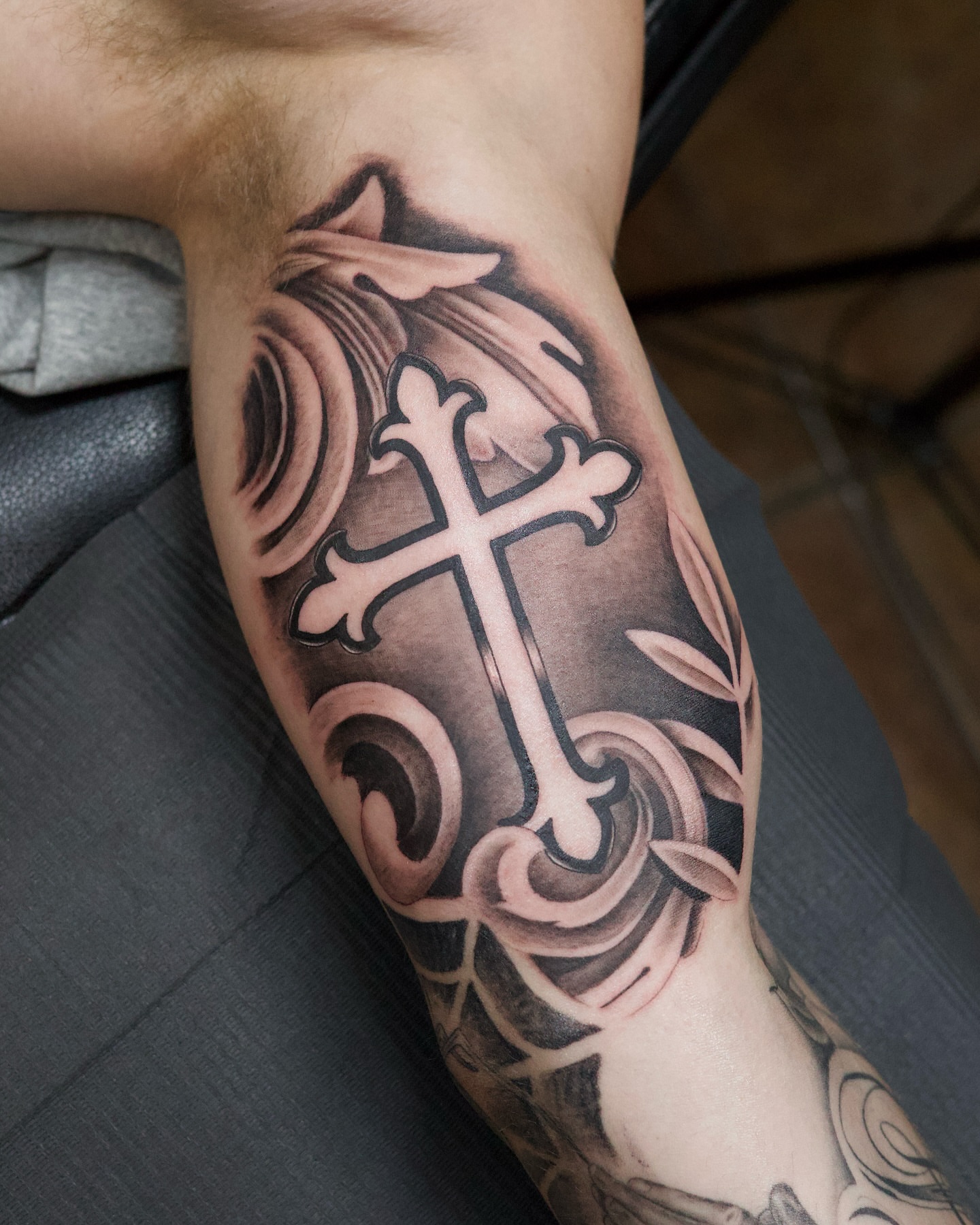 Tattoo by @villionairetattoos — black_and_grey