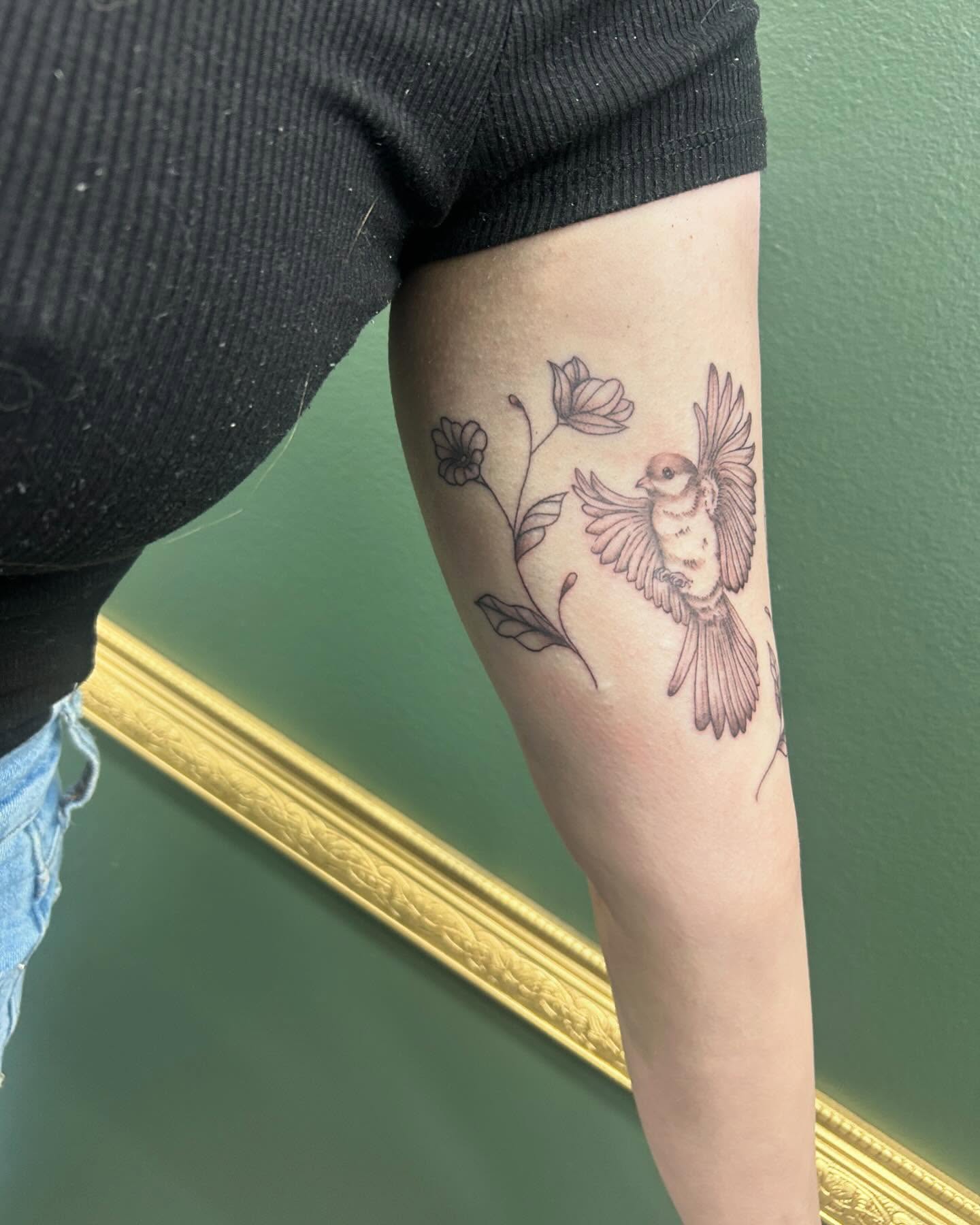 Tattoo by @emmysartemporium — black_and_grey
