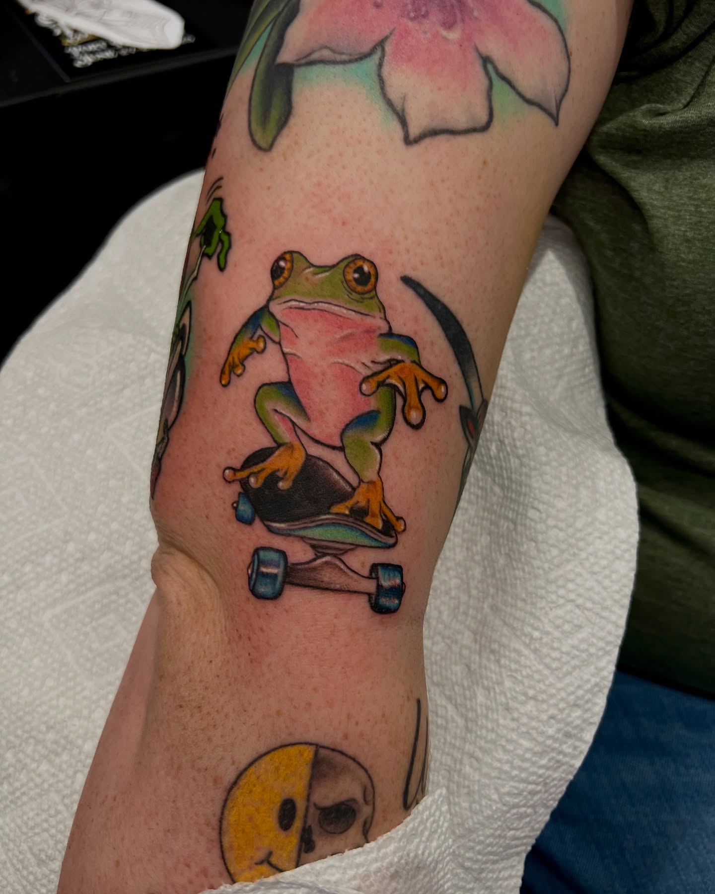 Tattoo by @tatsbysass — new_school