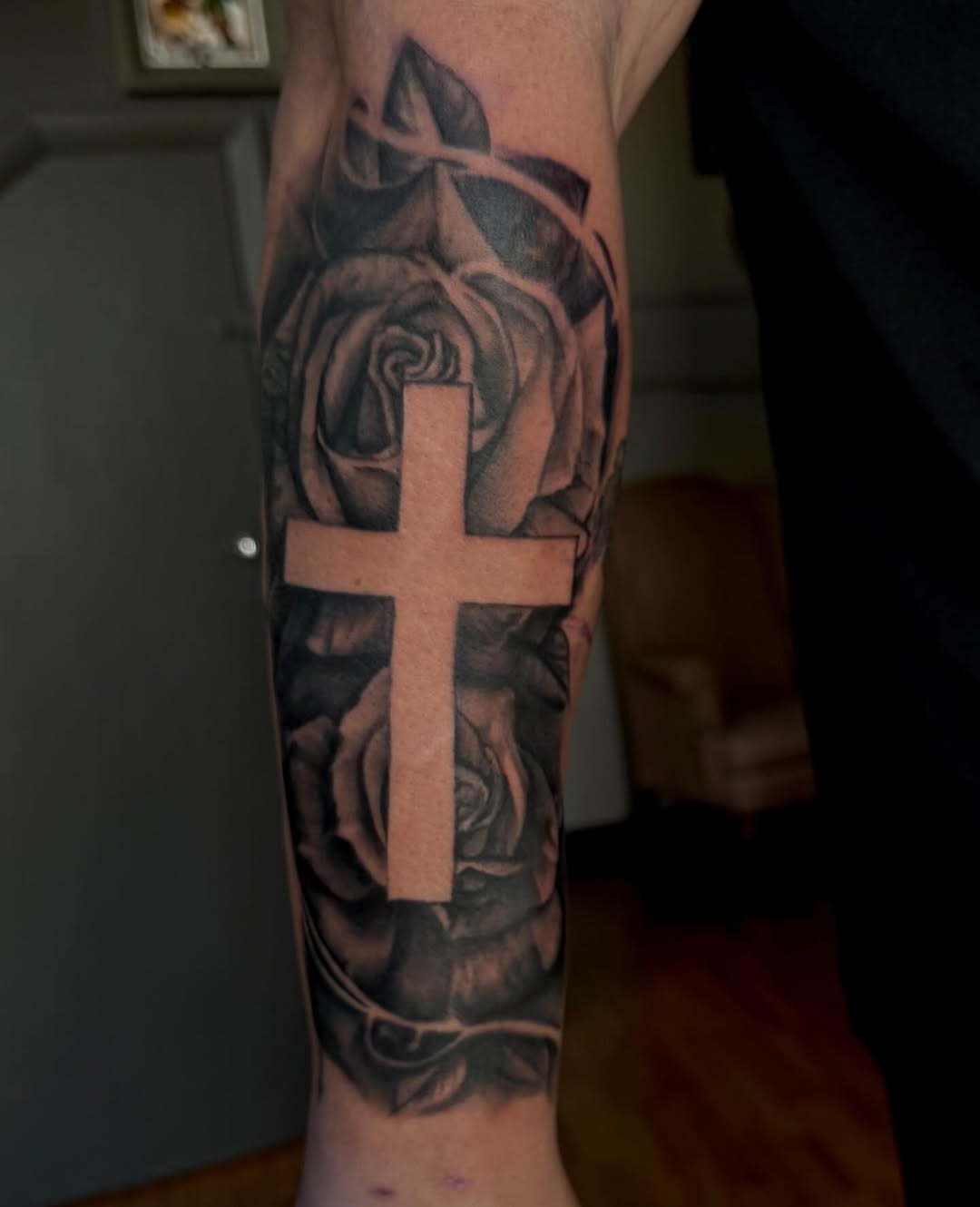 Tattoo by @aaronysidro — realism, black_and_grey