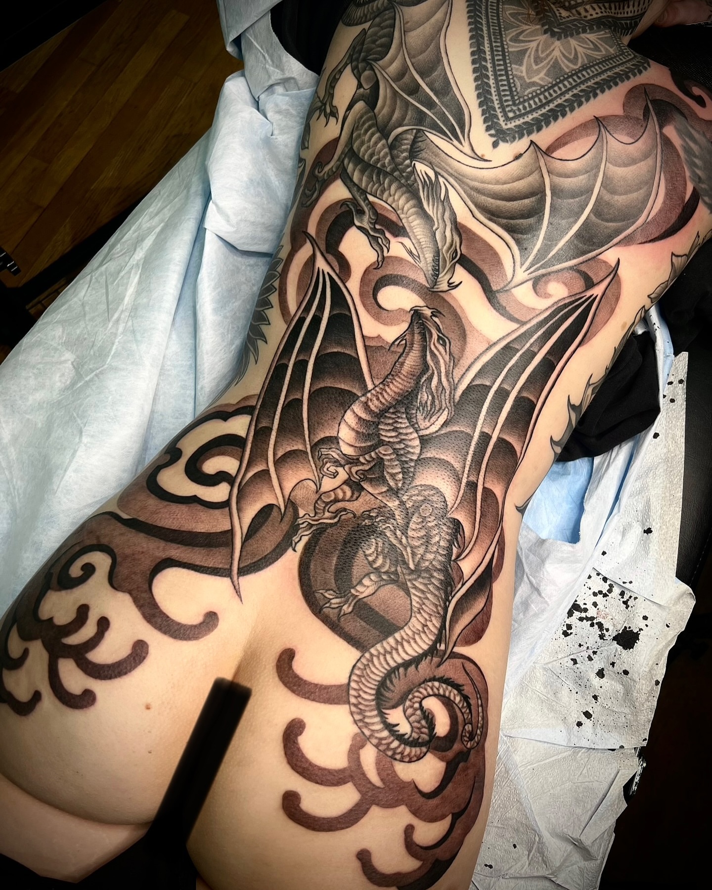 Dragon japanese irezumi tattoo on the thigh by Mia Manzanedo