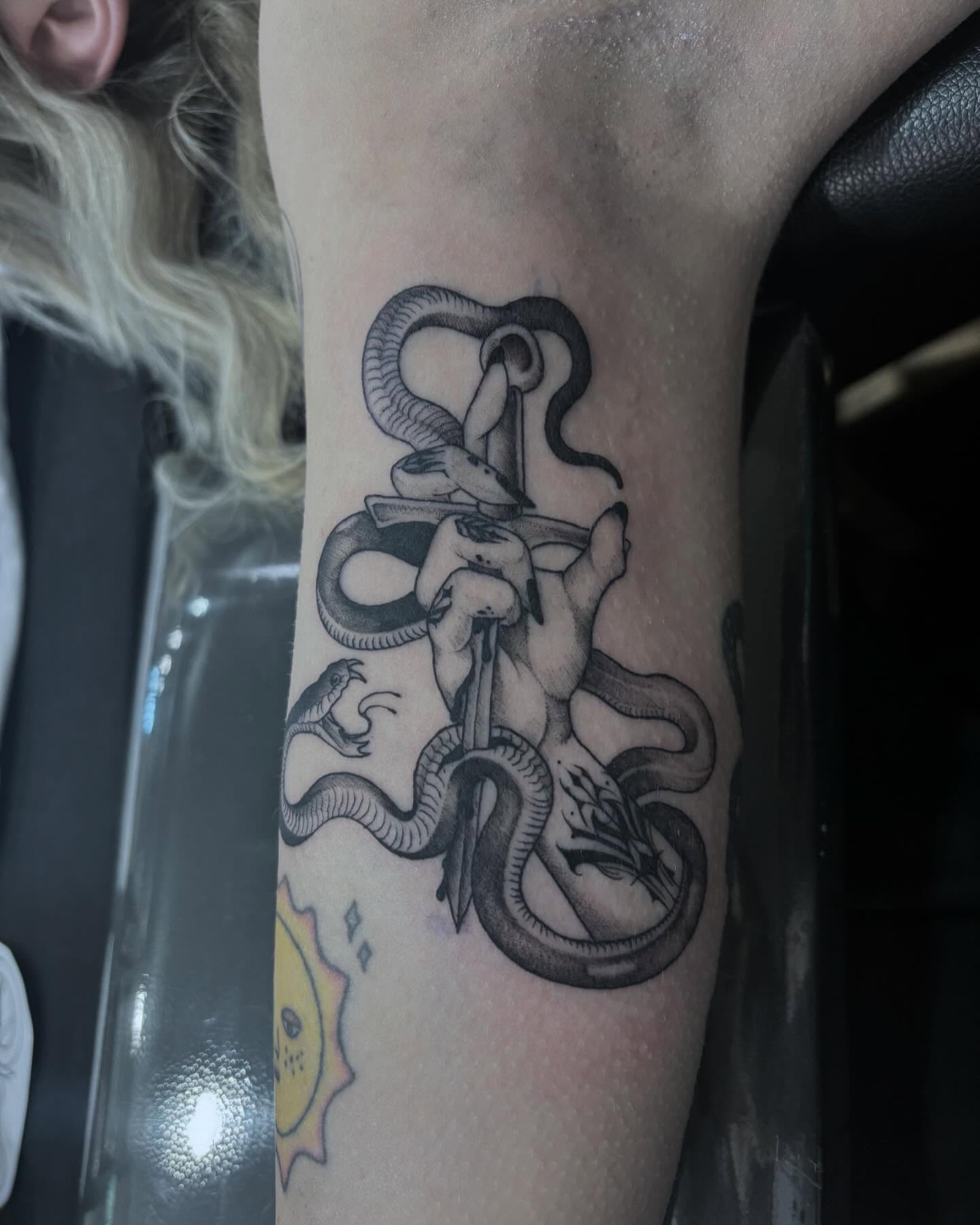 Tattoo by @zoedtattoos โ black_and_grey, realism