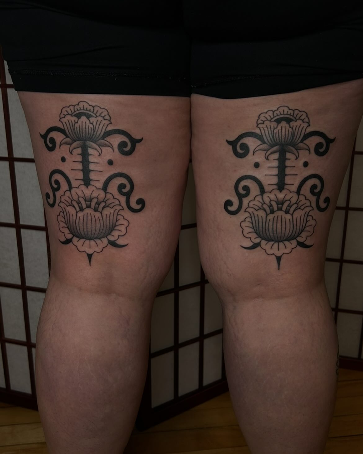 Lotus flower American traditional tattoo on the thigh by ☻ darby robertson ☻