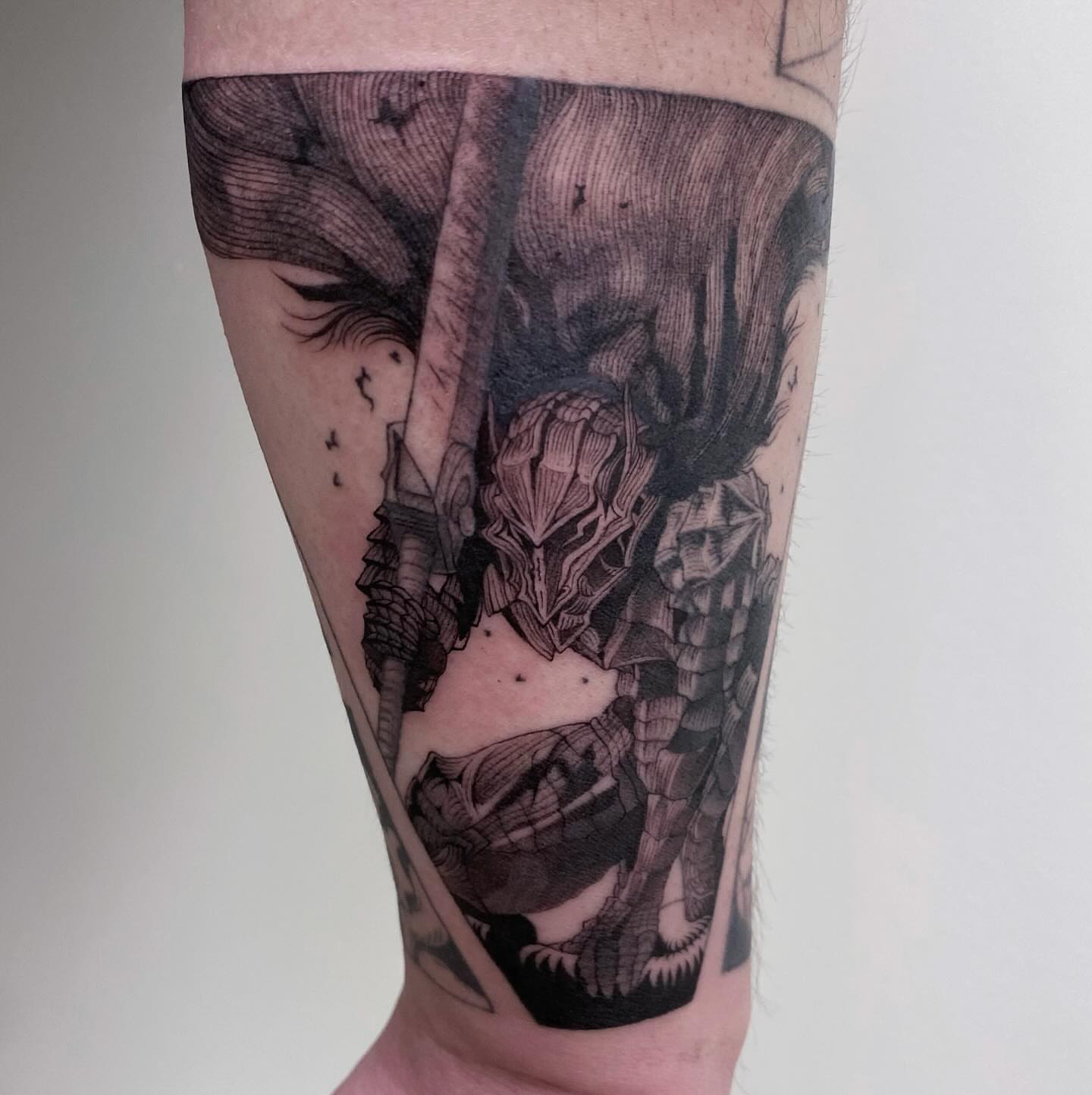 Tattoo by @lunafterdark.tattoos — black_and_grey, realism