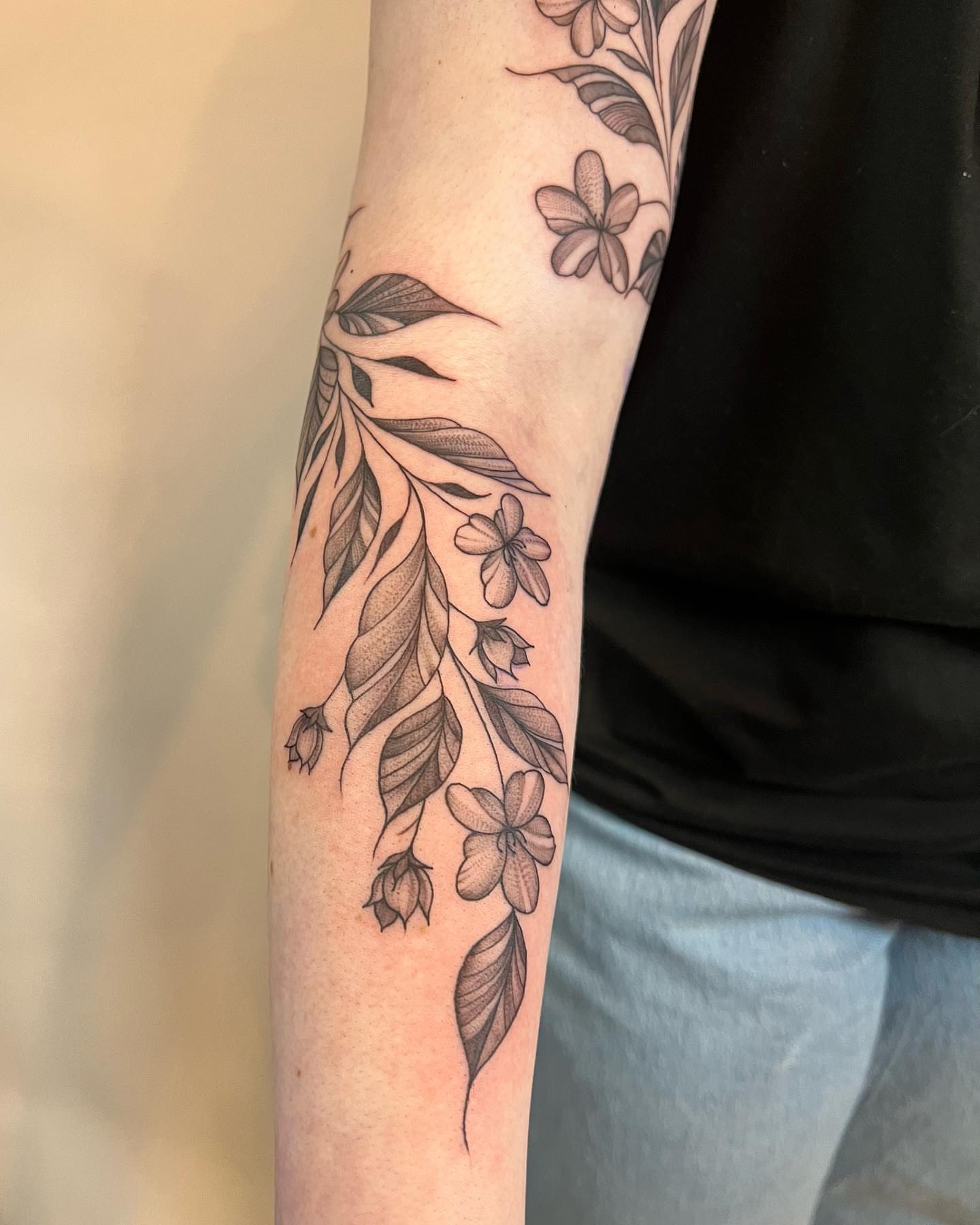 Tattoo by @hiddenheart_tattoo — black_and_grey