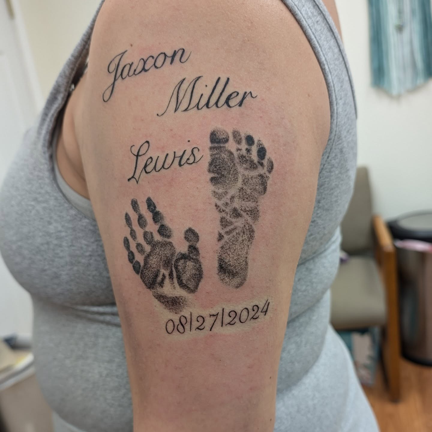 Tattoo by @sassyinktattoos — dotwork