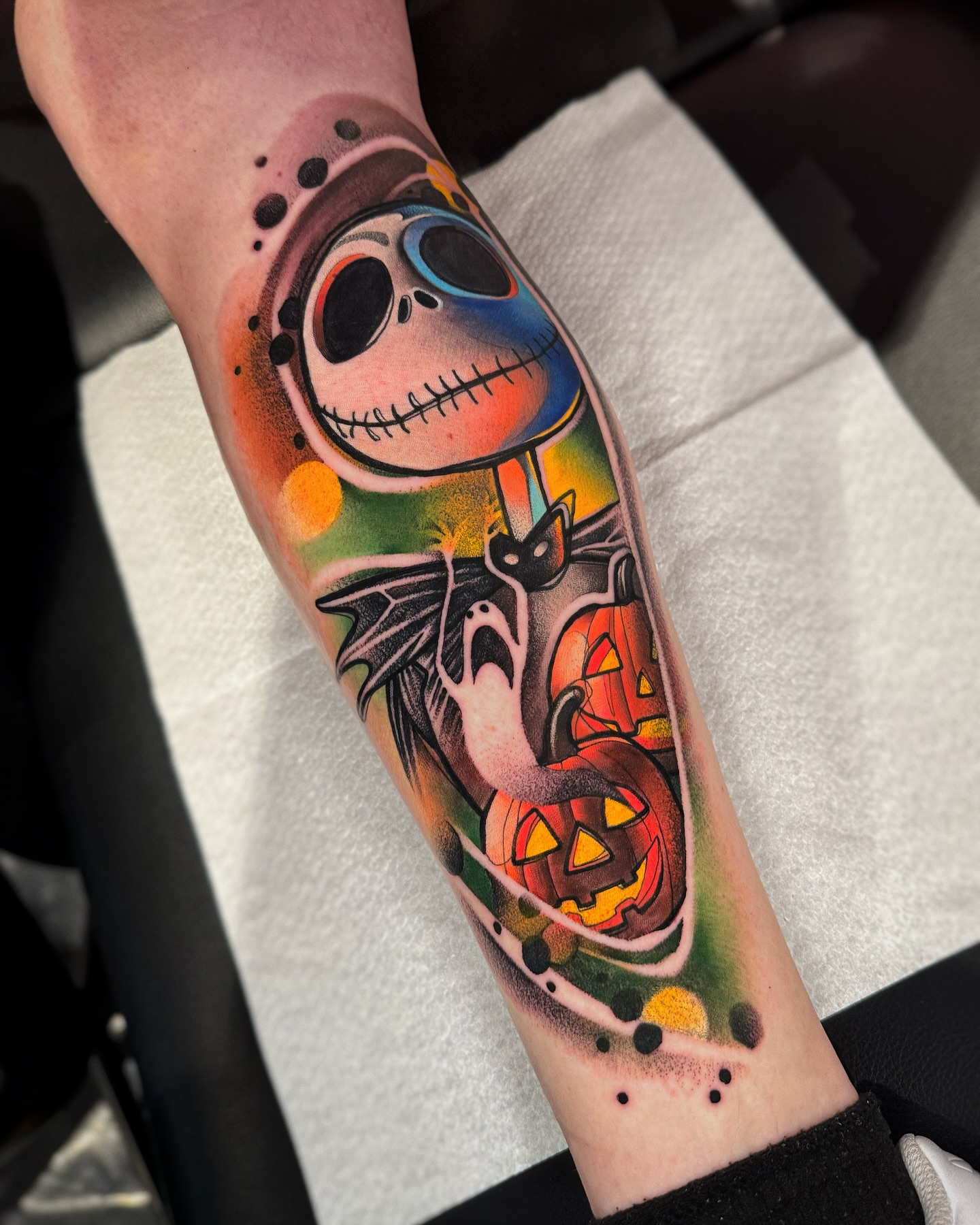 Tattoo by @martapoisontattoo โ dotwork