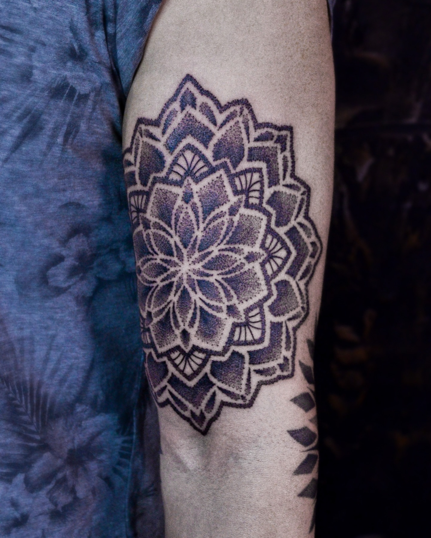 Tattoo by @egorgoltva — dotwork, geometric
