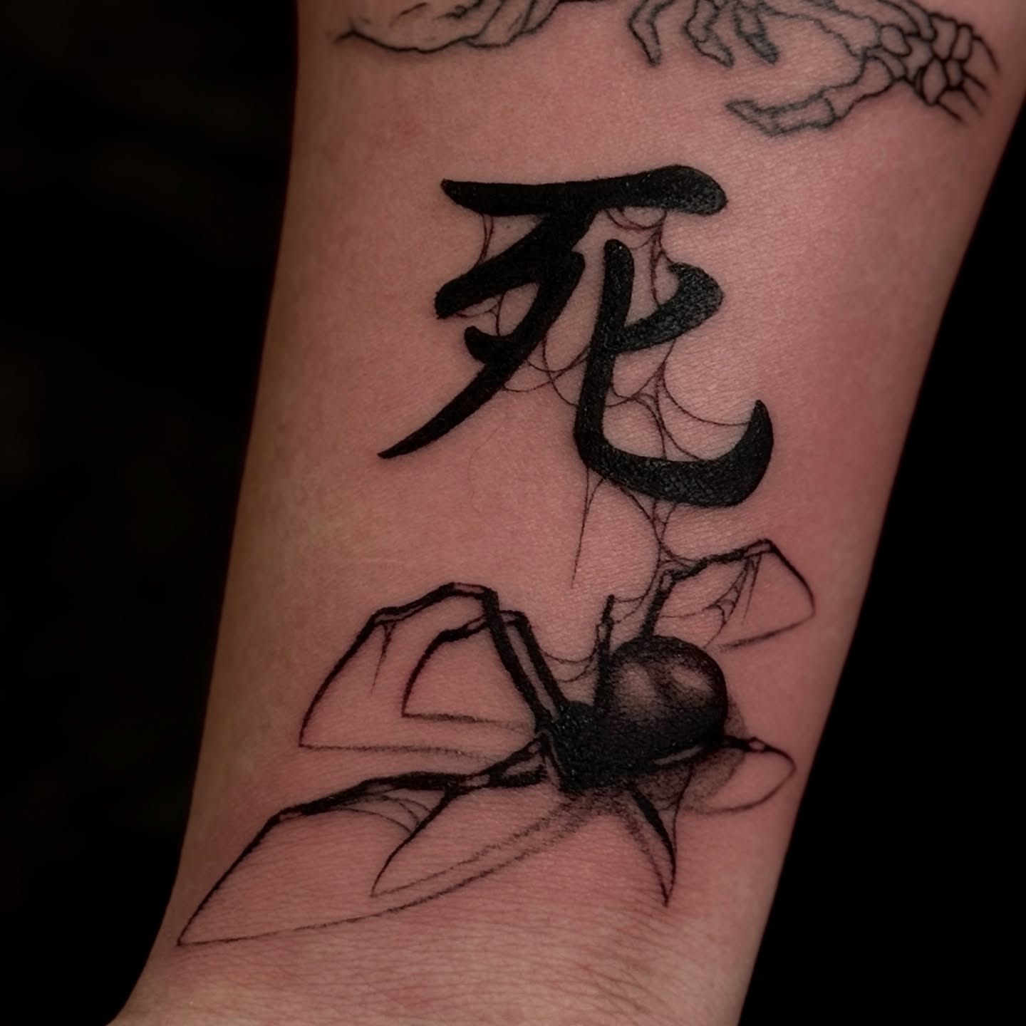 Tattoo by @grimsaintt — black_and_grey