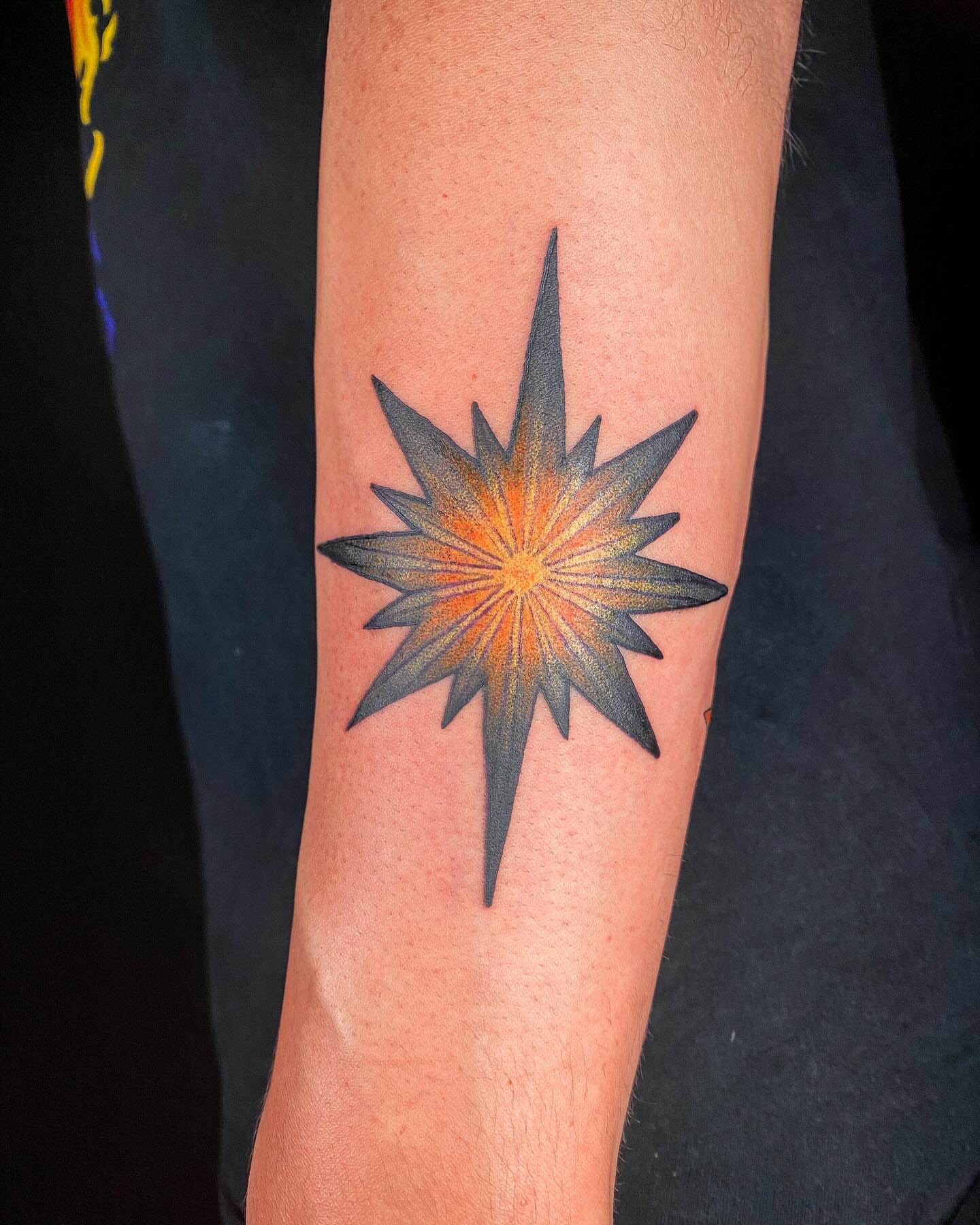 Tattoo by @dilloneavestattoo — dotwork