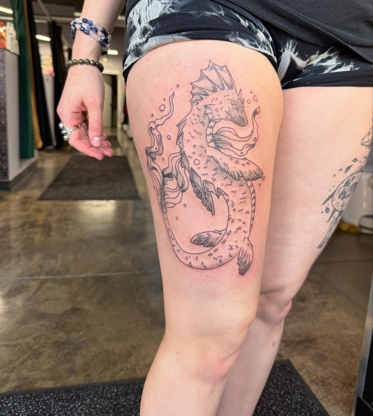Tattoo by @jesloretattoo — black_and_grey