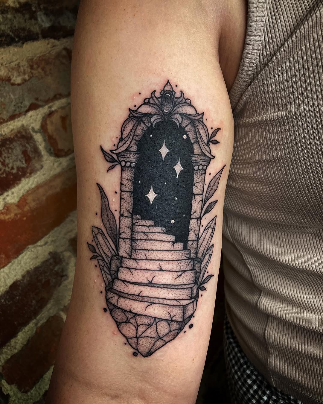 Tattoo by @nocturnalflare โ black_and_grey, dotwork