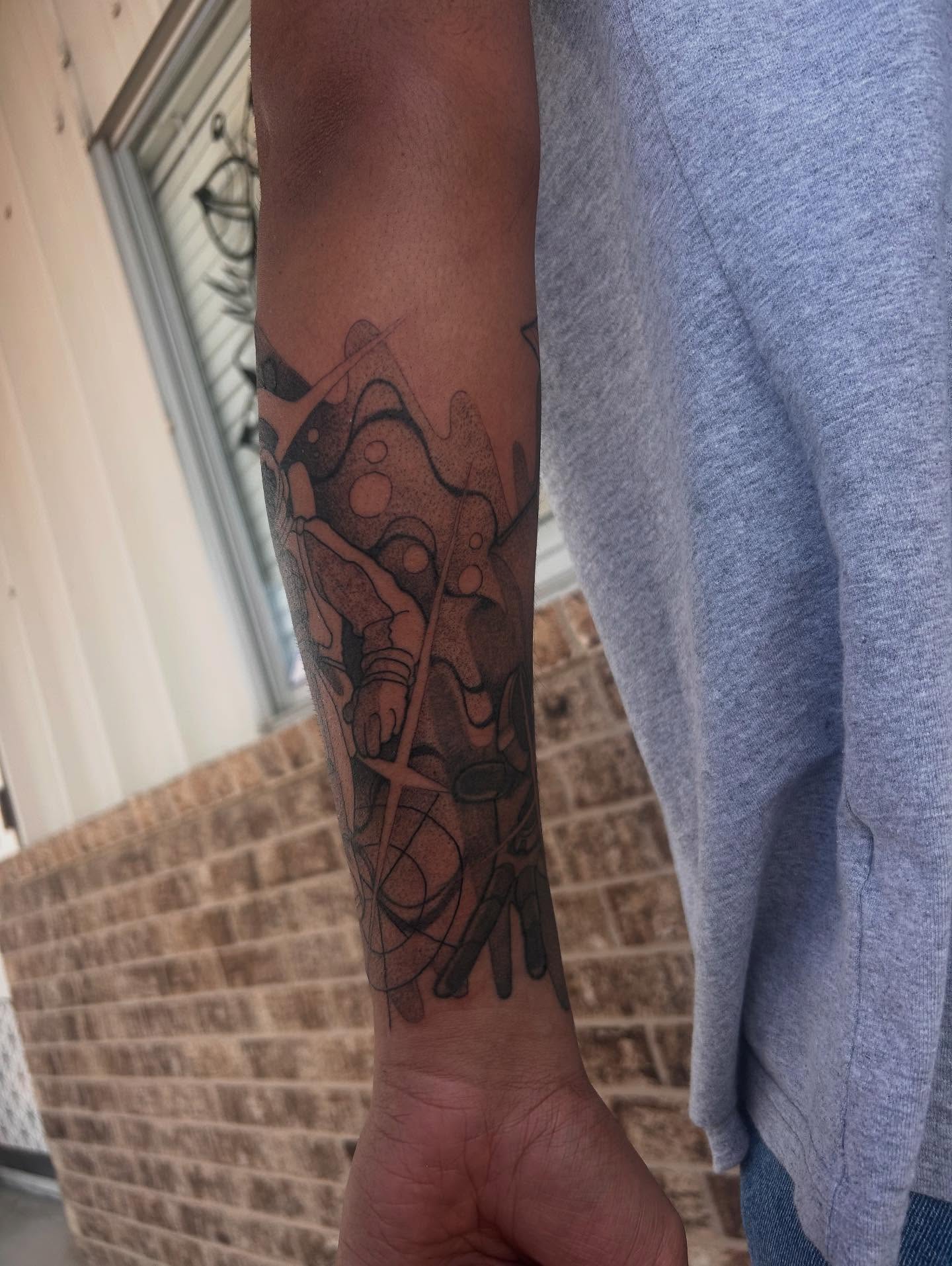 Abstract geometric shapes geometric tattoo on the forearm by ty ☆ nbtx tattoo artist