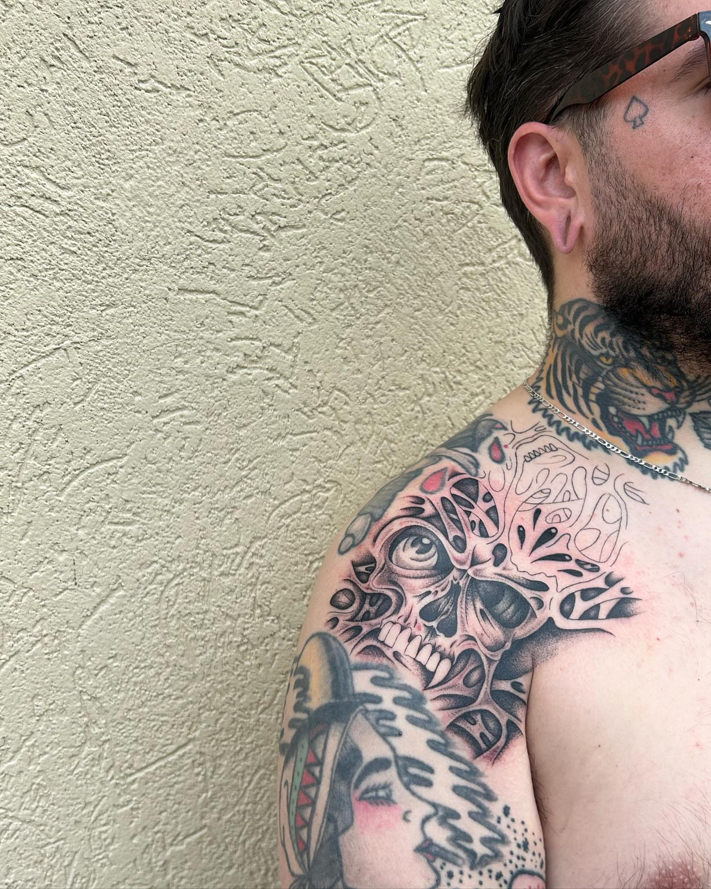 Tattoo by @alexlangtattoo — geometric, realism