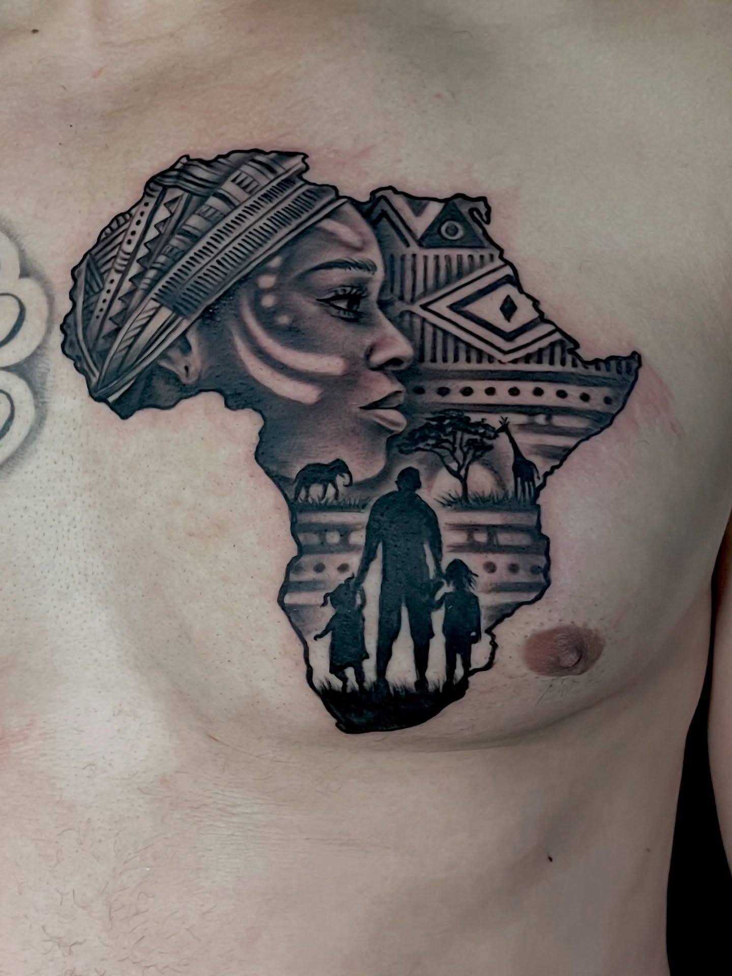 Tattoo by @valg703_tattoo — black_and_grey, geometric