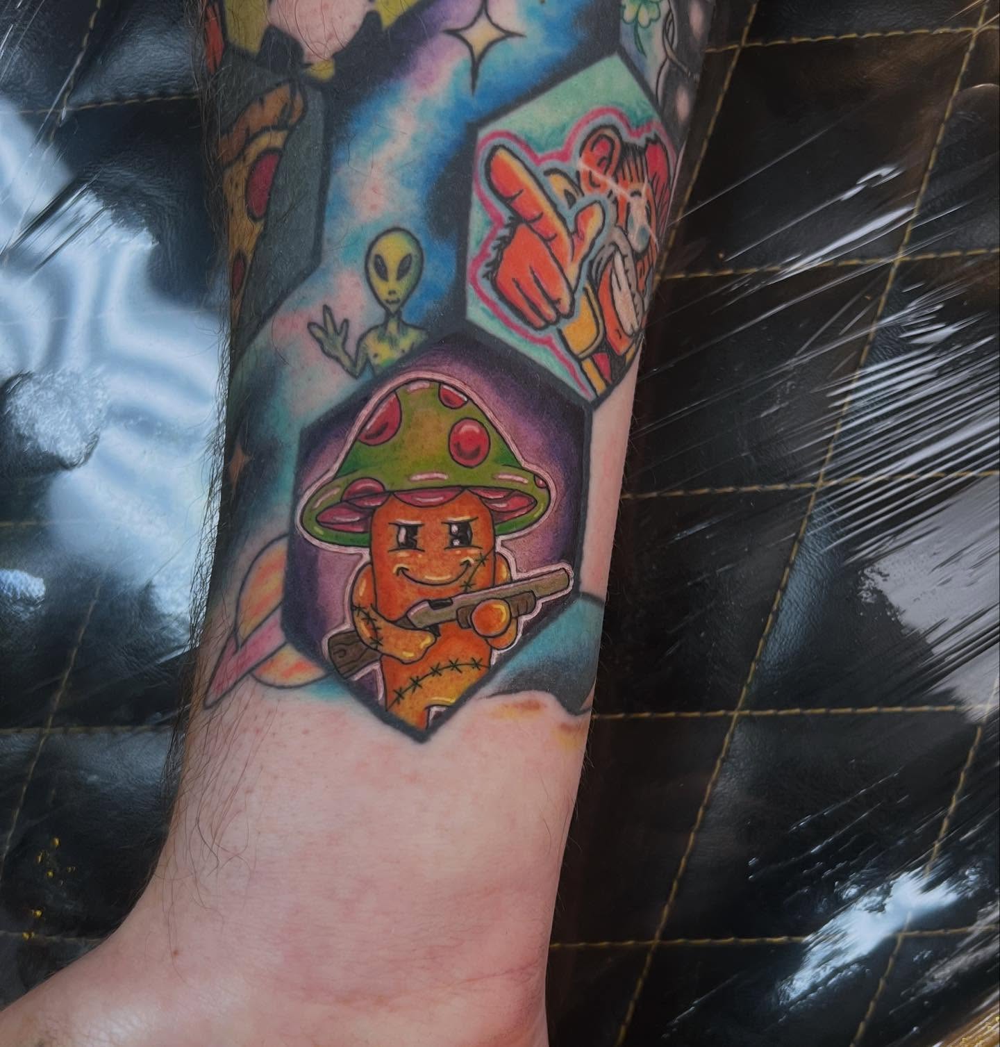 Tattoo by @art.abuse — new_school, illustrative