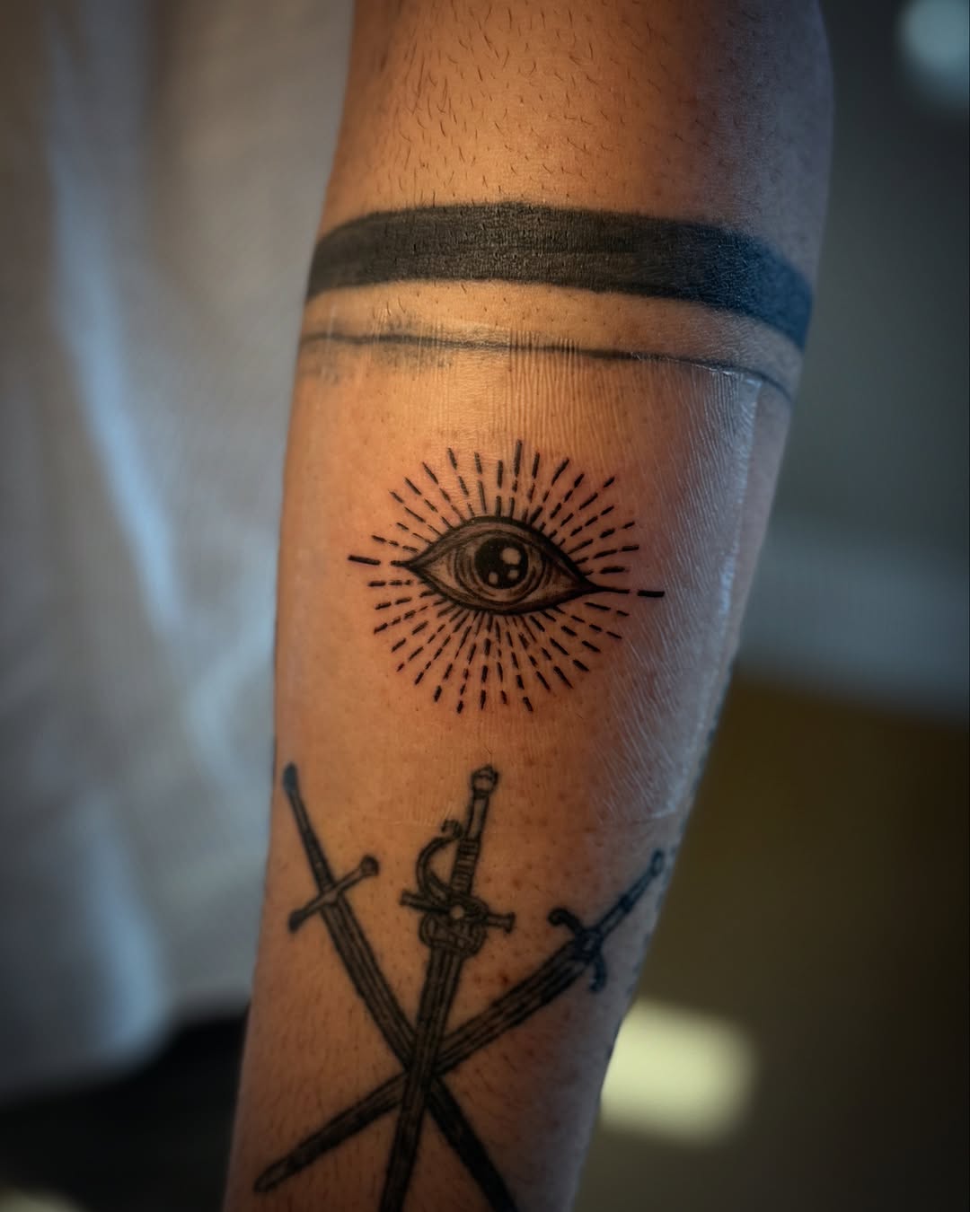Tattoo by @dontattz — black_and_grey, fine_line