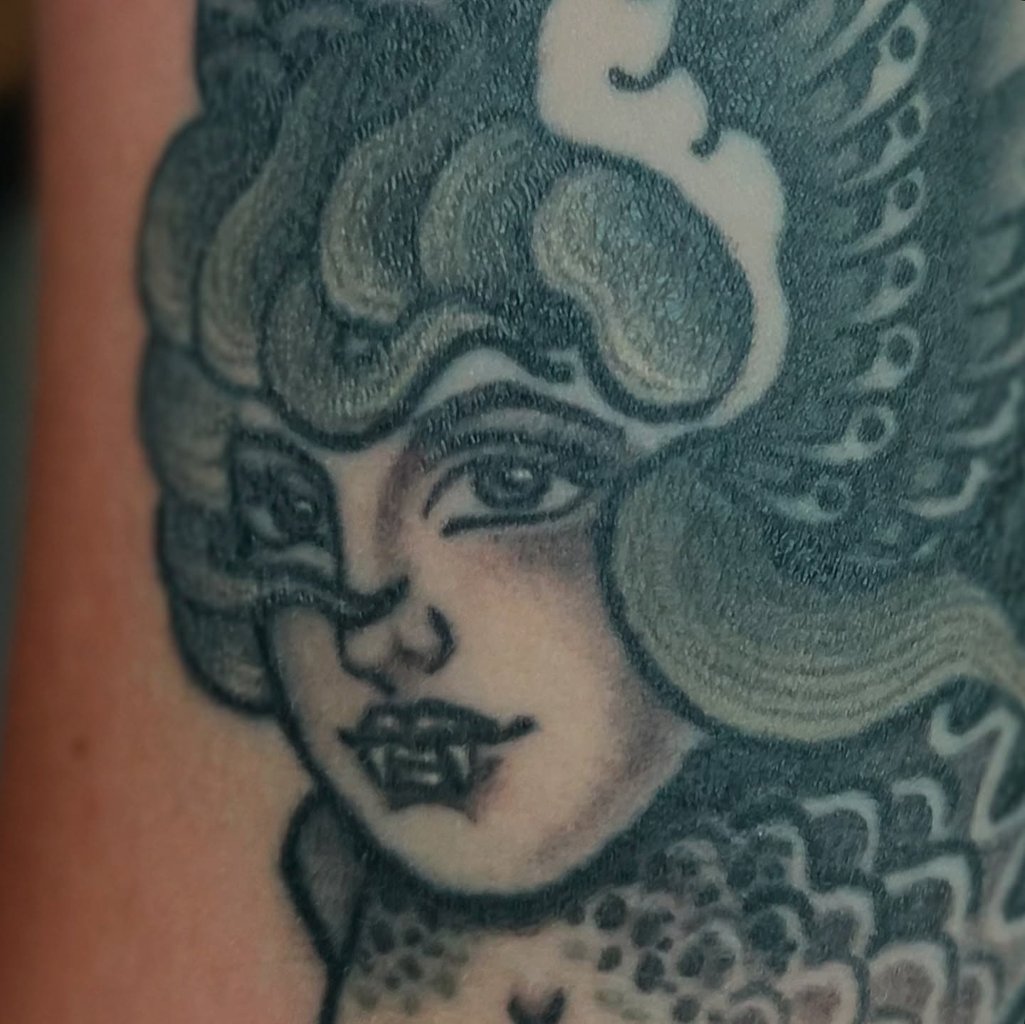 Tattoo by @cammerondamnit — black_and_grey