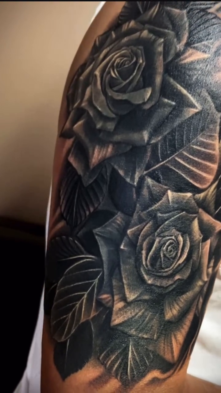 Roses and leaves realism tattoo by Las Vegas tattoo Artist