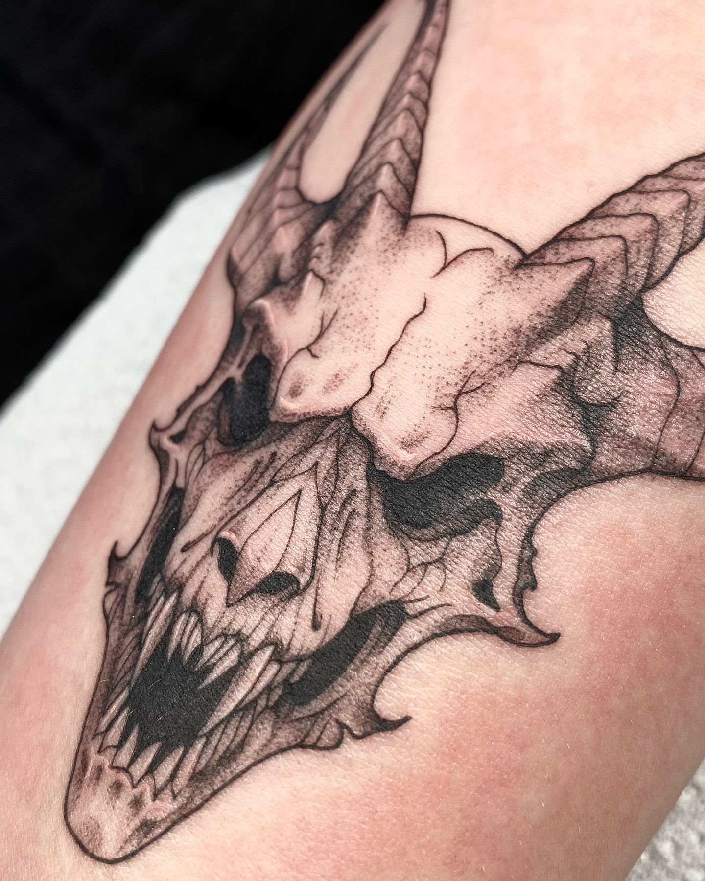 Skull realism tattoo on the forearm by IVY