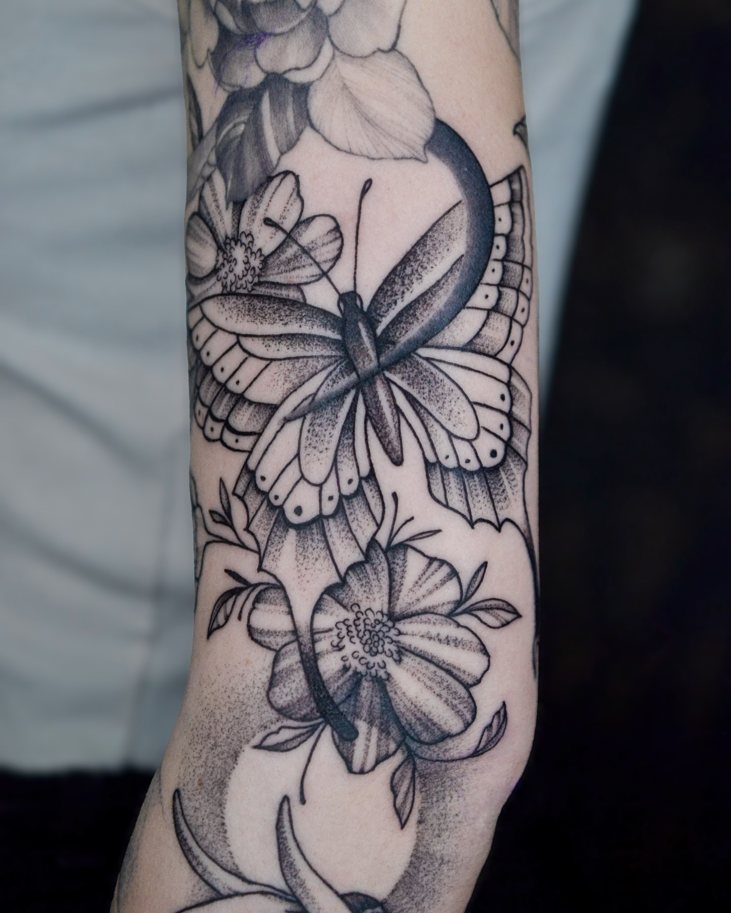 Tattoo by @egorgoltva — dotwork, black_and_grey