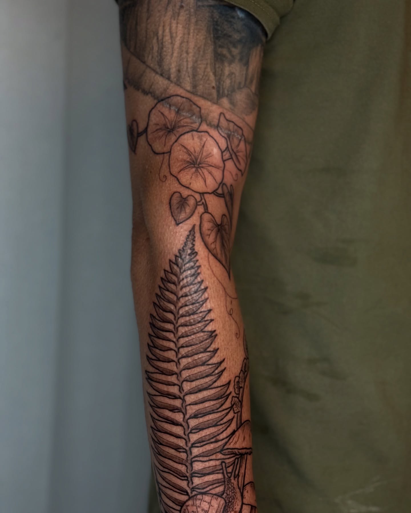 Tattoo by @flynncoooper — black_and_grey