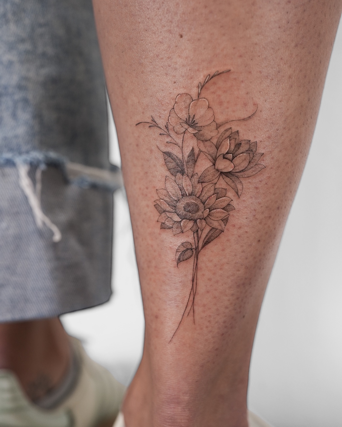 Tattoo by @xiu.tattoos — black_and_grey