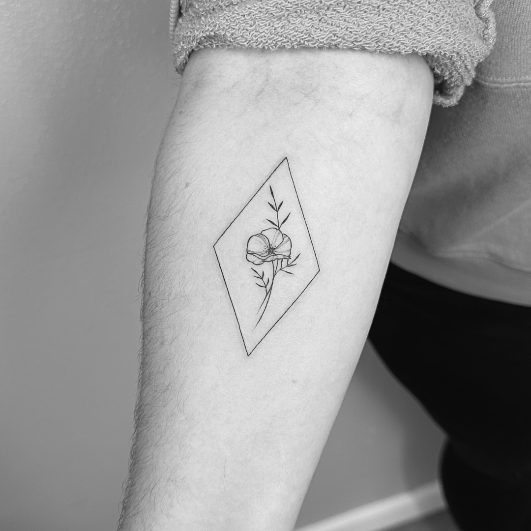 Tattoo by @av.tattooartist β fine_line, geometric