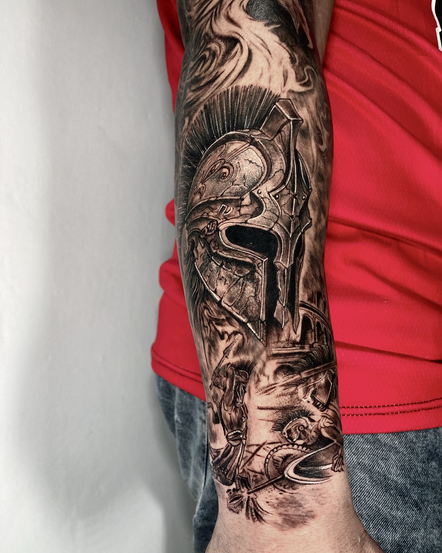 Warrior helmet realism tattoo on the forearm by 𝔄𝔩𝔳𝔞𝔯𝔬 𝔓𝔦𝔫𝔦𝔩𝔩𝔞