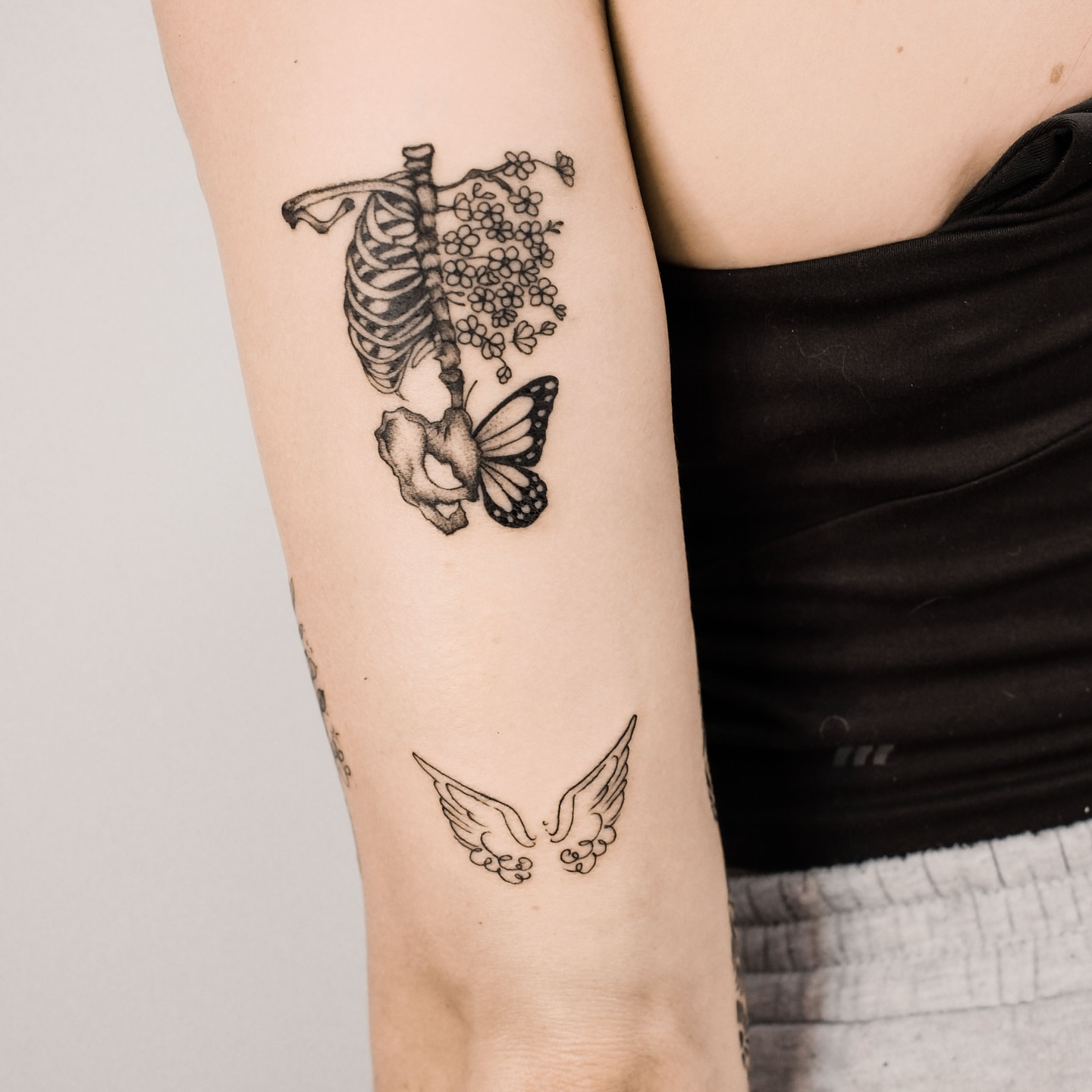 Tattoo by @sky.tattooist17 β black_and_grey