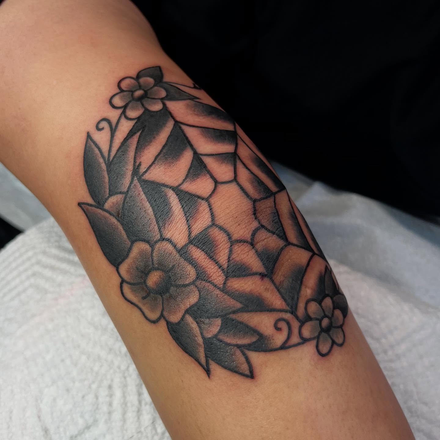 Tattoo by @misssdanica — black_and_grey