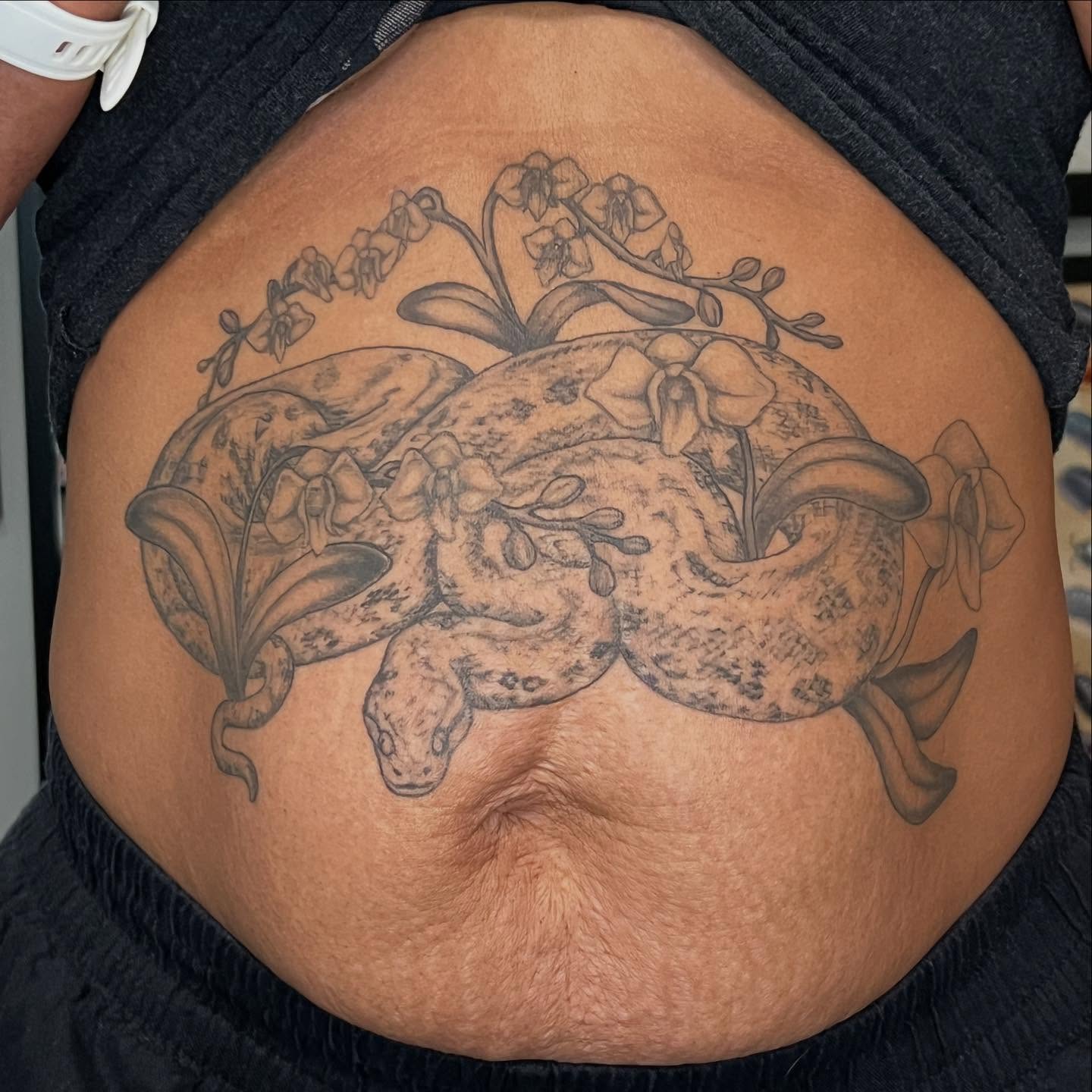 Tattoo by @hildurblom — black_and_grey