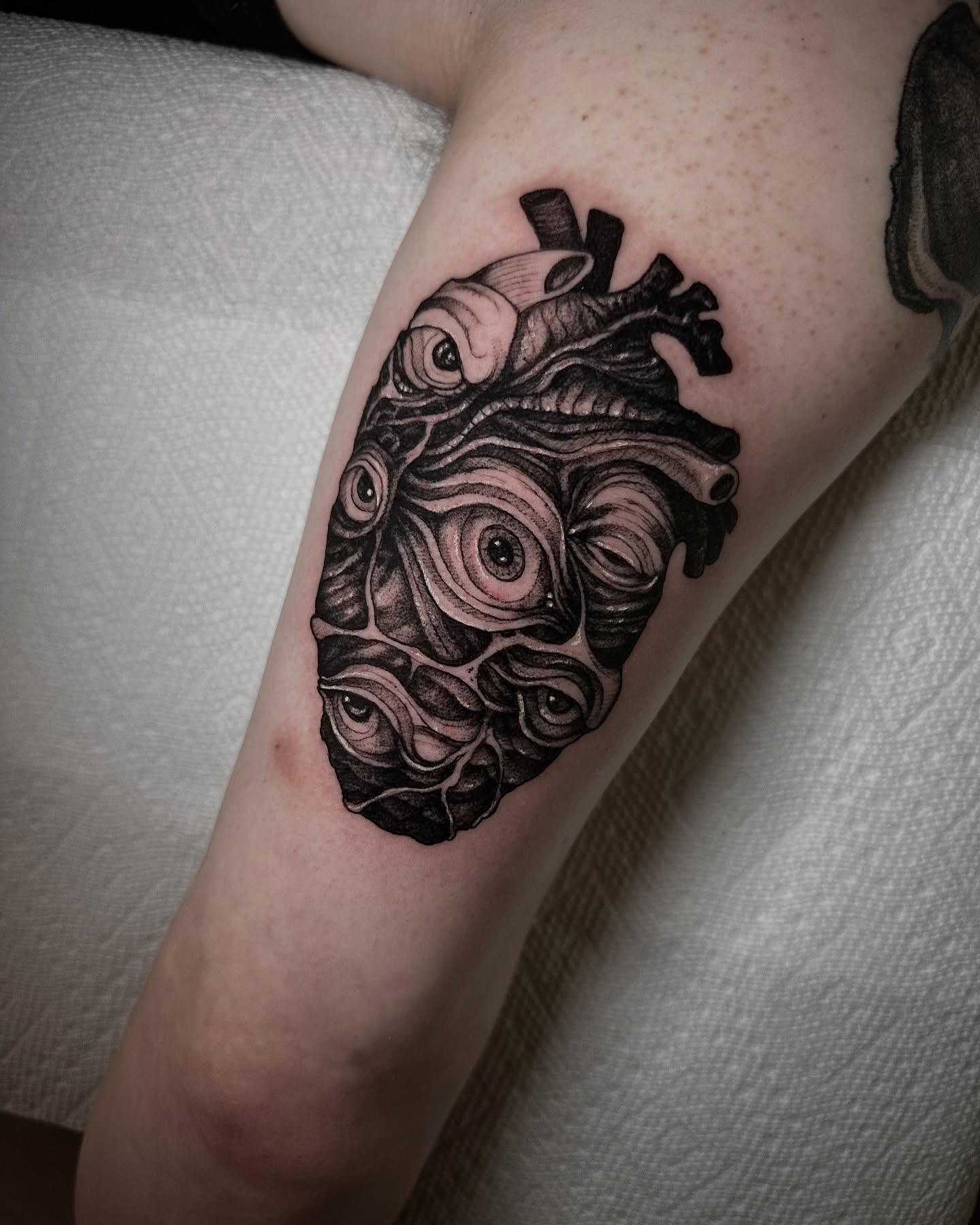 Tattoo by @pablomoreiratattoo — black_and_grey, realism